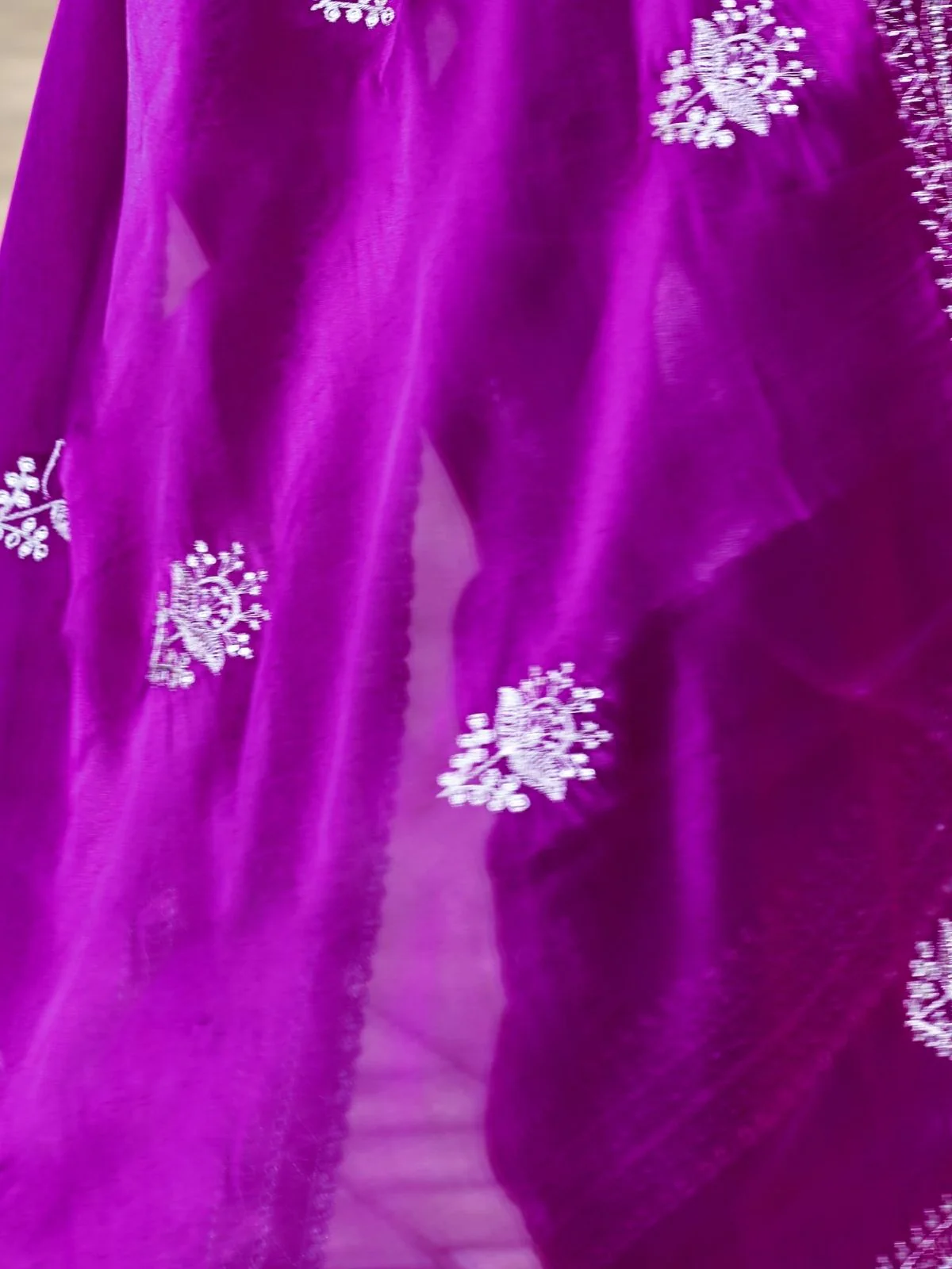 Odette Purple Chiffon Embroidered Saree For Women - Image 7