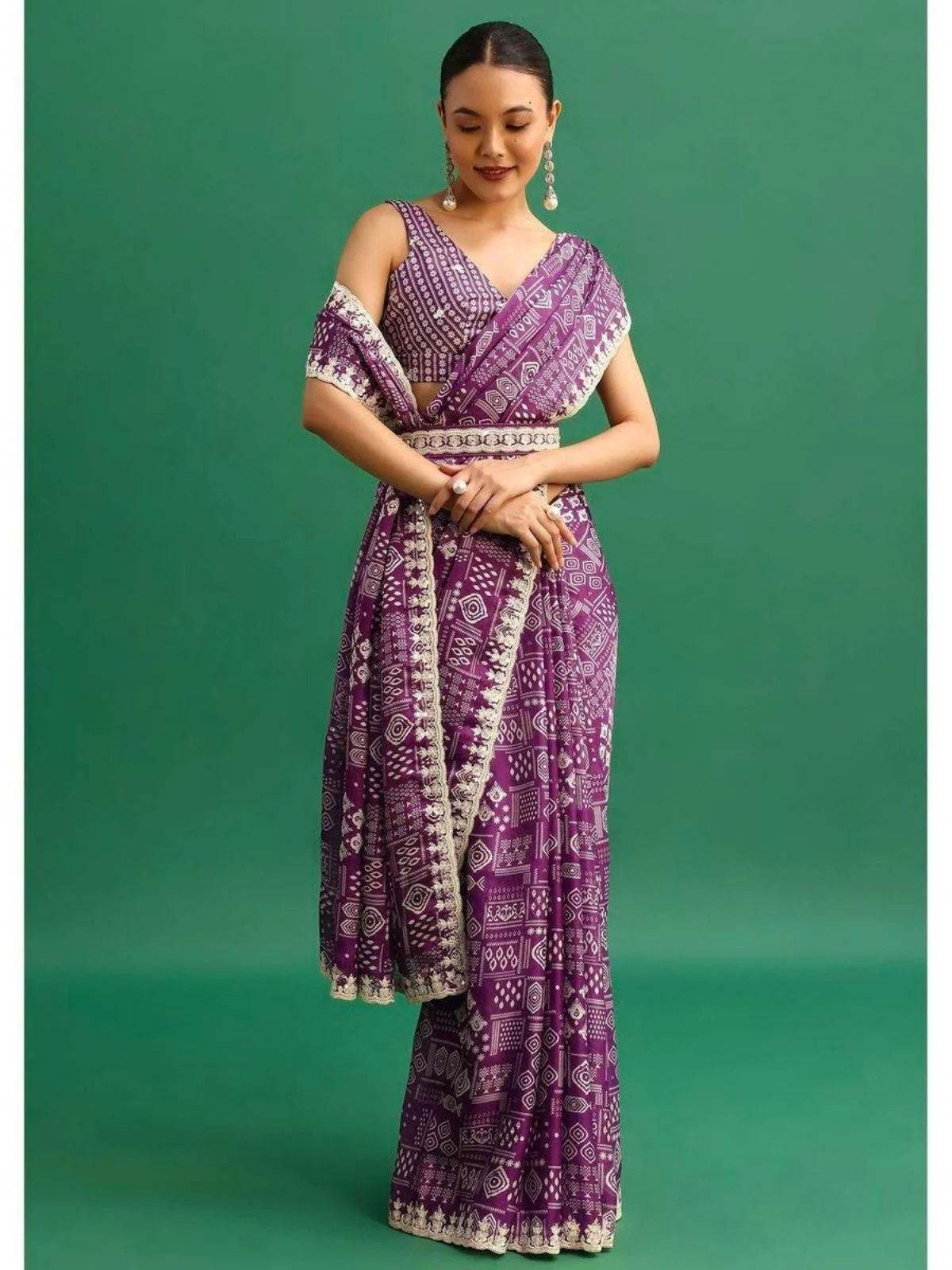 Odette Purple Chinon Digital Print Saree For Women - Image 2