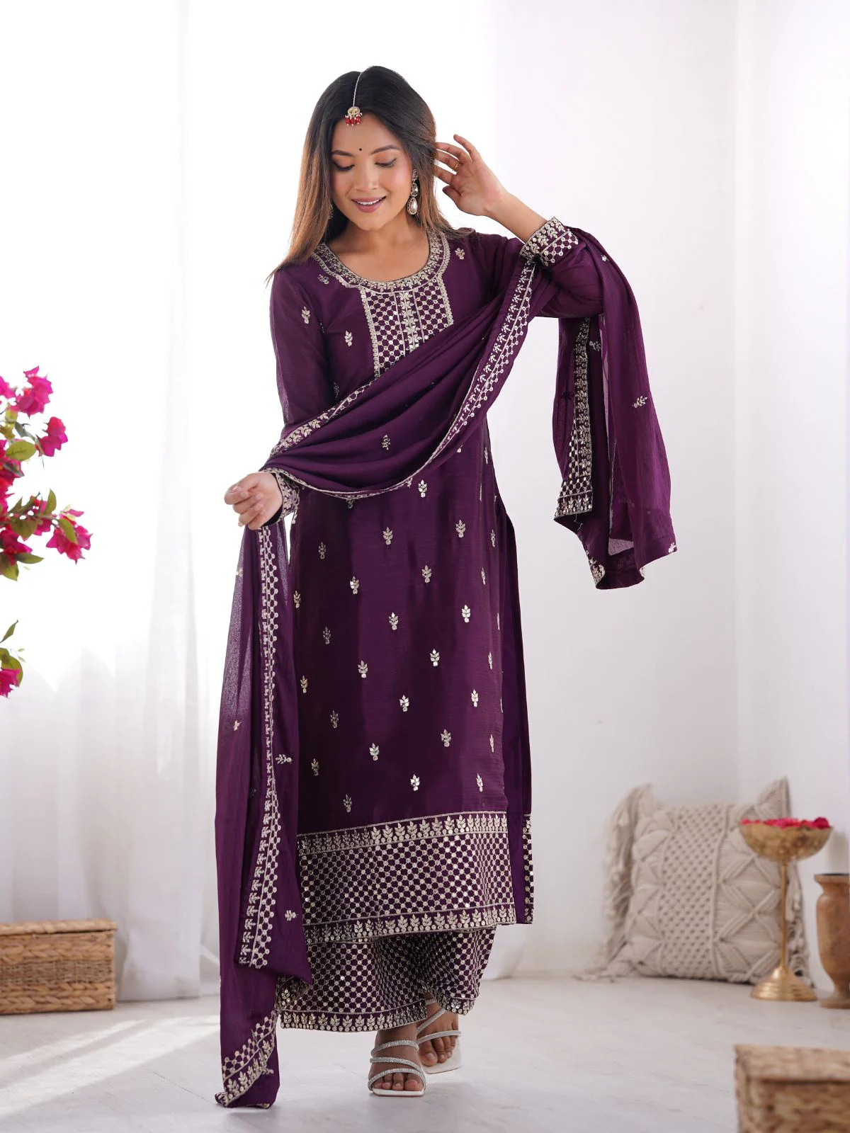 Odette Purple Chinon Embroidered Kurta Set For Women - Image 2