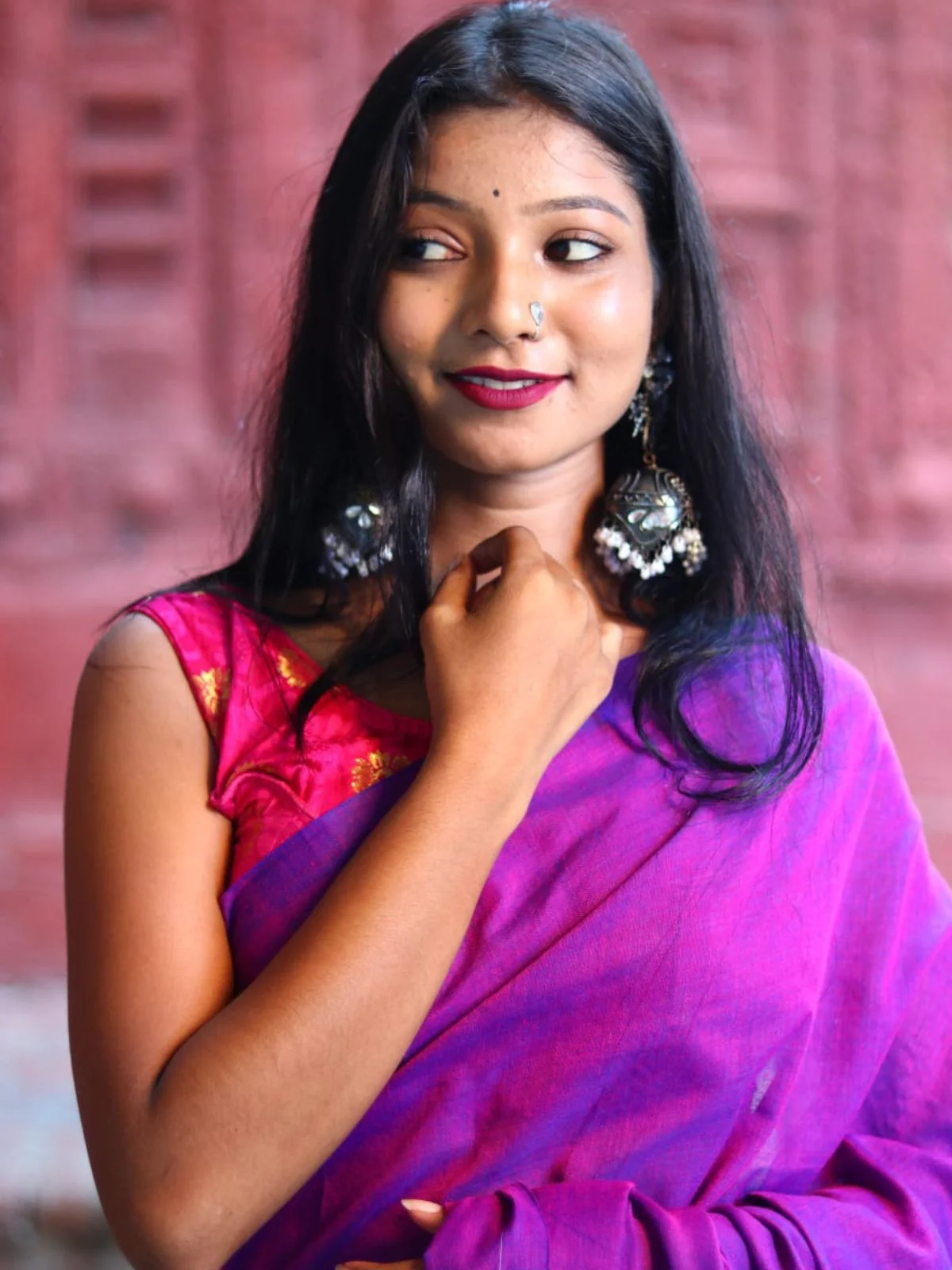 Odette Purple Cotton  Saree  With Unstitched Blouse for Women - Image 4