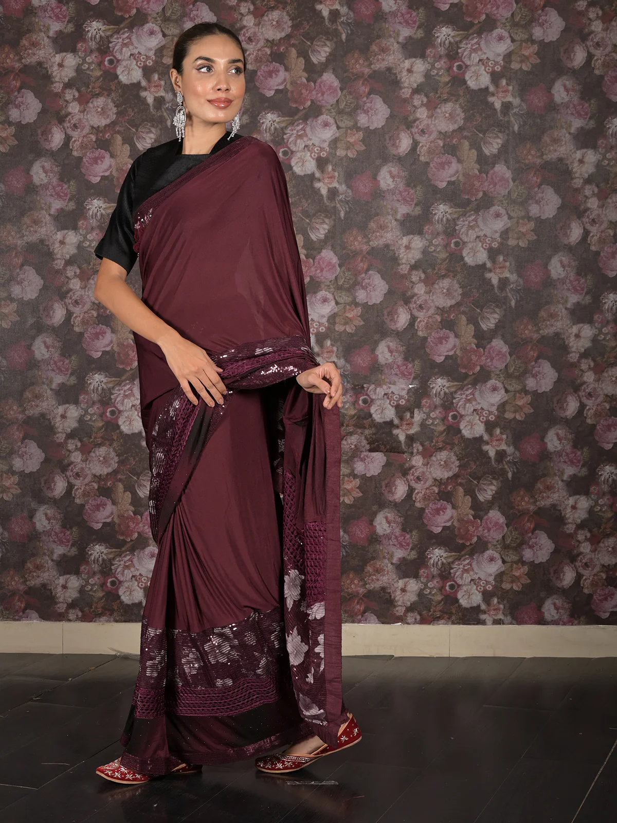 Odette Purple Embellished Lycra Saree With Unstitched Blouse For Women - Image 4