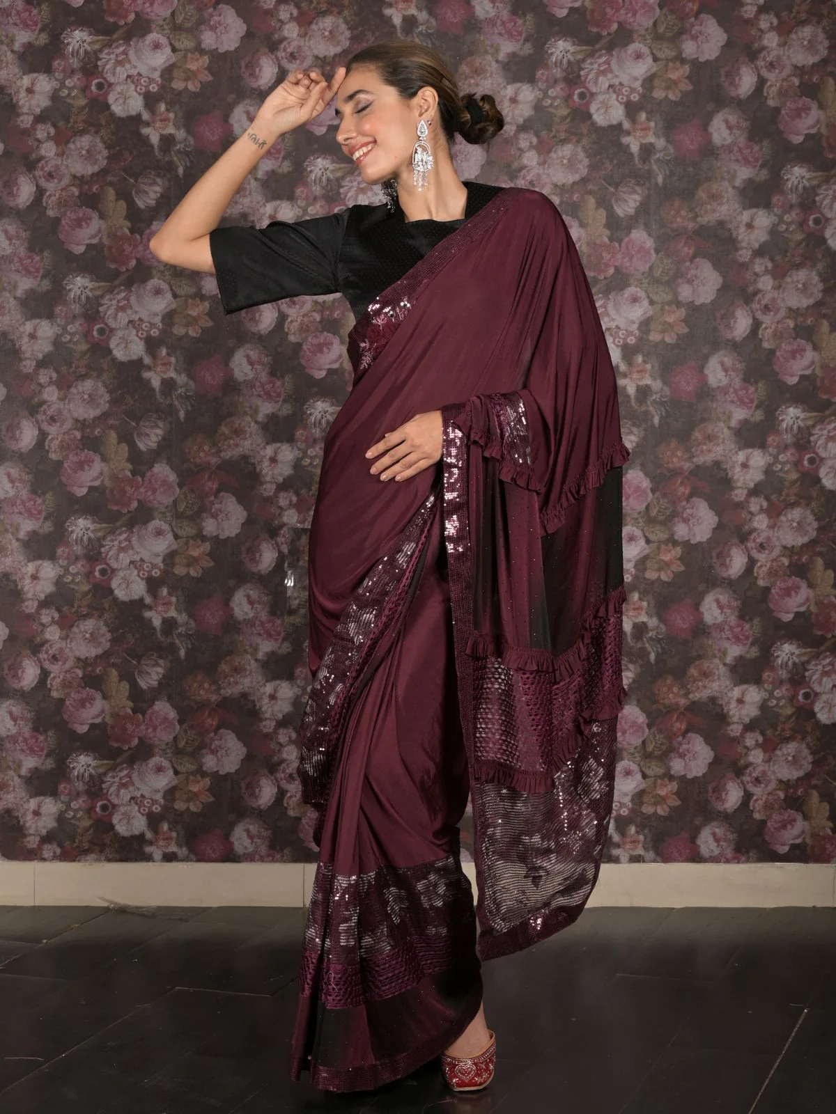 Odette Purple Embellished Lycra Saree With Unstitched Blouse For Women - Image 2