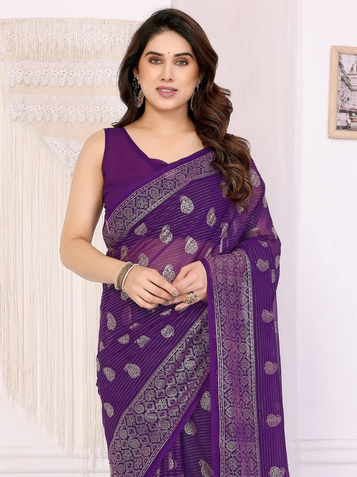 Odette Purple Georgette Printed Saree For Women - Image 4