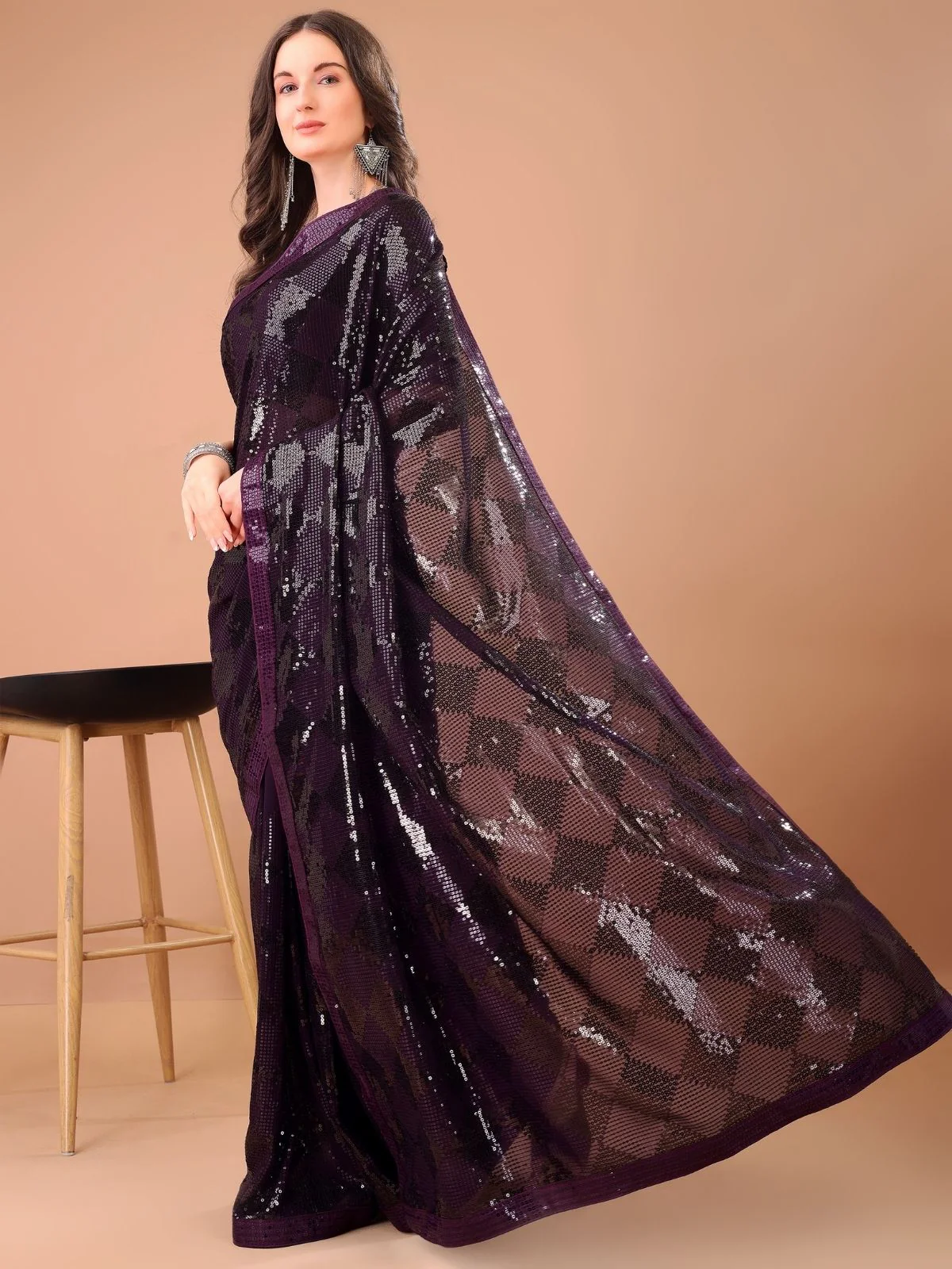 Odette Purple Georgette Sequin Elegant Saree For Women - Image 2