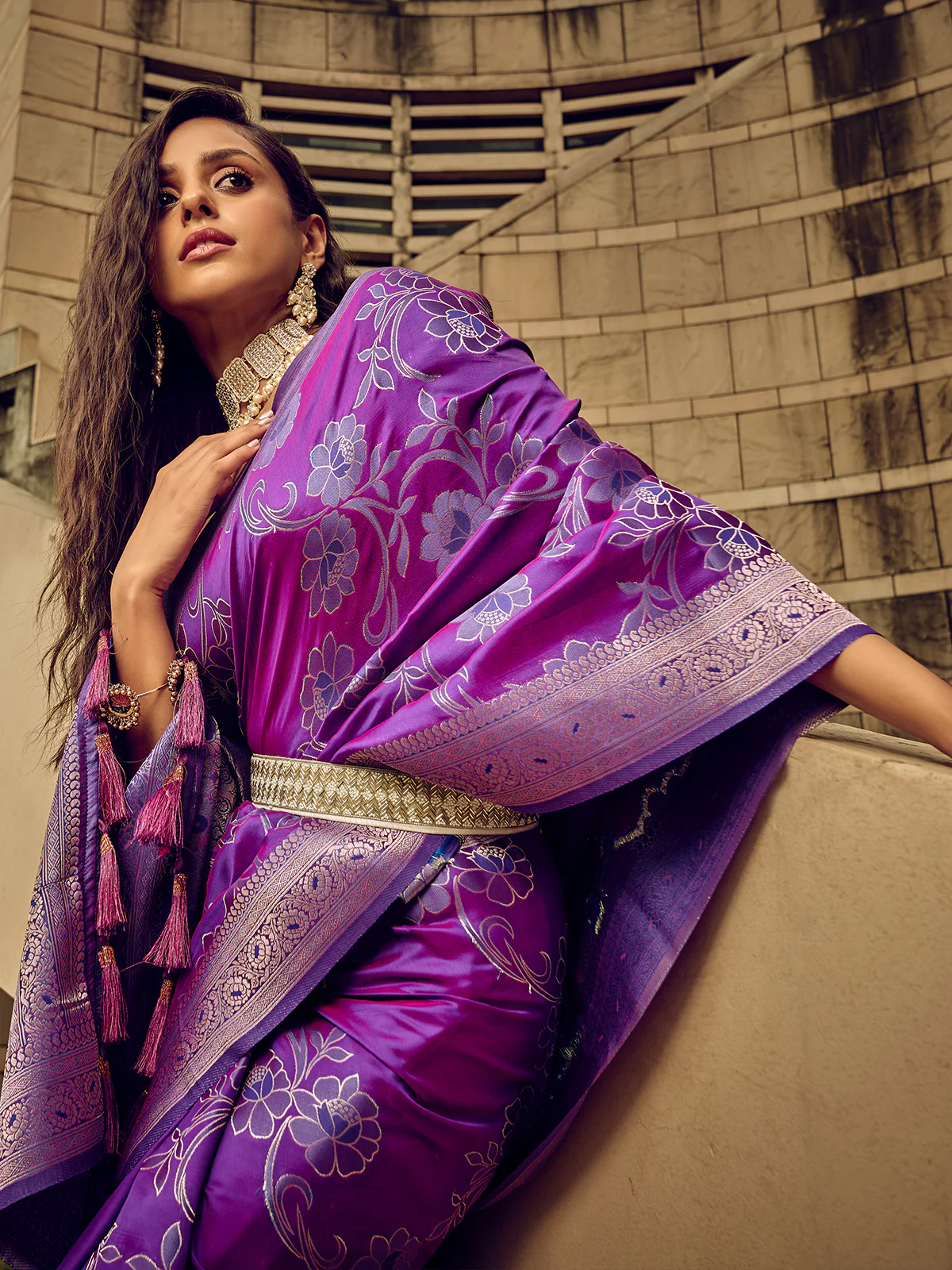 Odette Purple Handloom Woven Satin Saree For Women - Image 4
