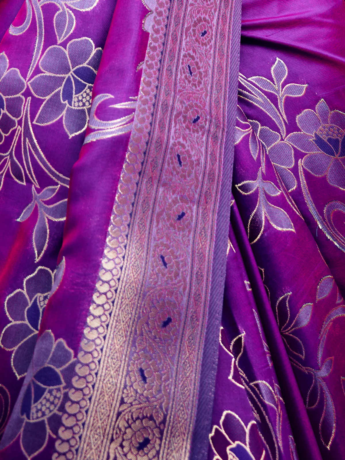 Odette Purple Handloom Woven Satin Saree For Women - Image 5
