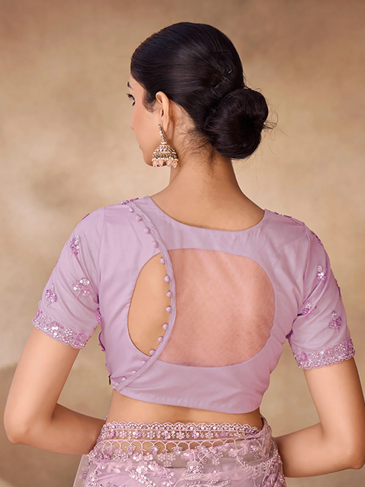 Odette Purple Net Embroidered Saree With Unstitched Blouse For Women - Image 4