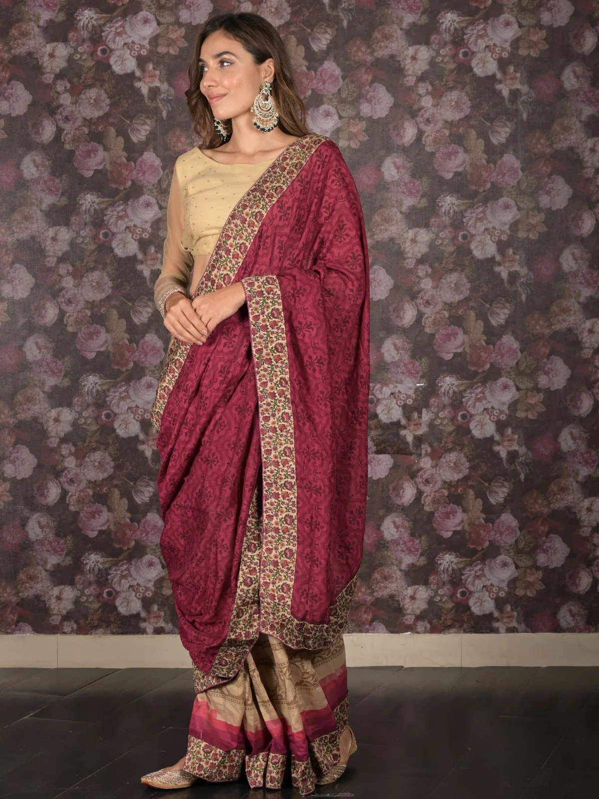 Odette Purple Printed Chiffon Saree Without Blouse for Women - Image 3