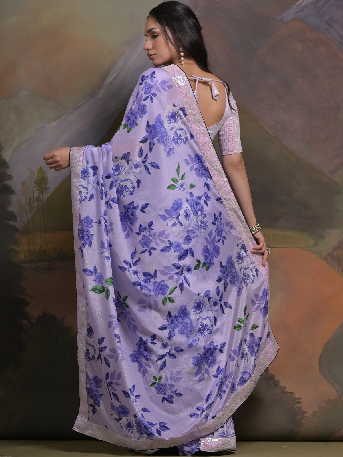 Odette Purple Printed Chiffon Saree With Unstitched Blouse For Women - Image 4