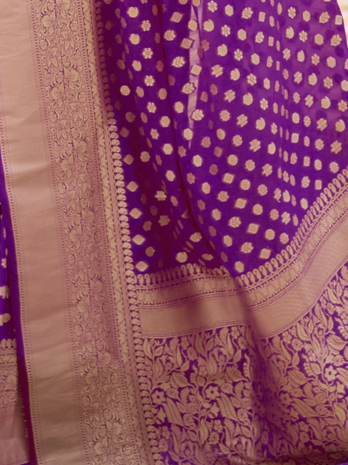Odette Purple Woven Silk Blend Saree With Unstitched Blouse For Women - Image 4