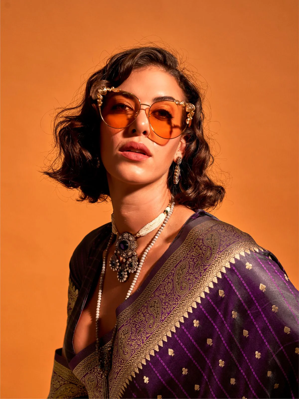 Odette Purple Satin Woven Saree With Unstitched Blouse For Women - Image 2