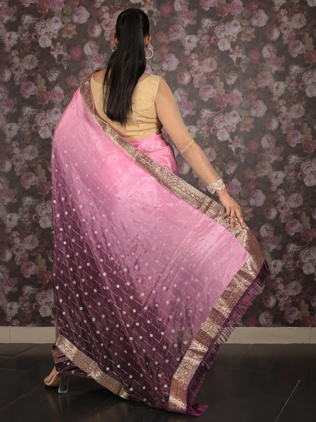 Odette Purple Shimmer Embellished Shaded Crepe Saree with Unstitched Blouse for Women - Image 4