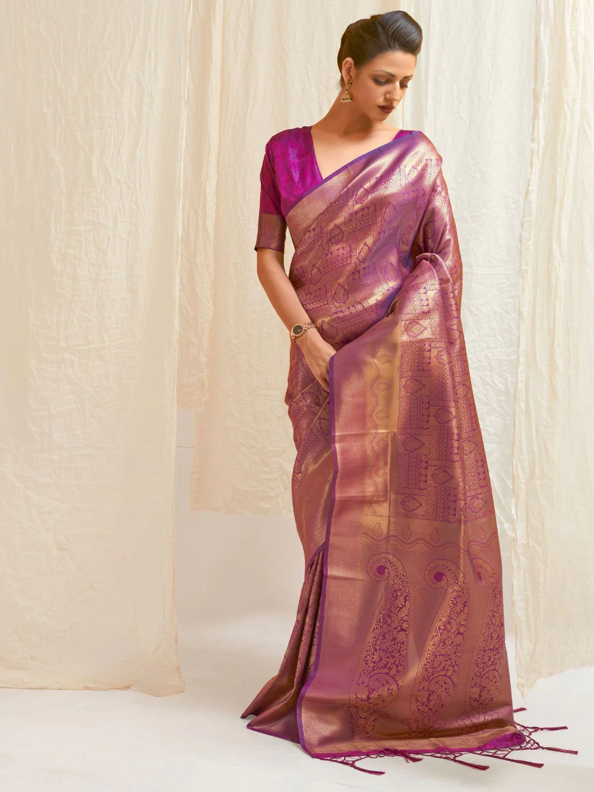 Odette Purple Silk Blend Woven Saree With Unstitched Blouse For Women