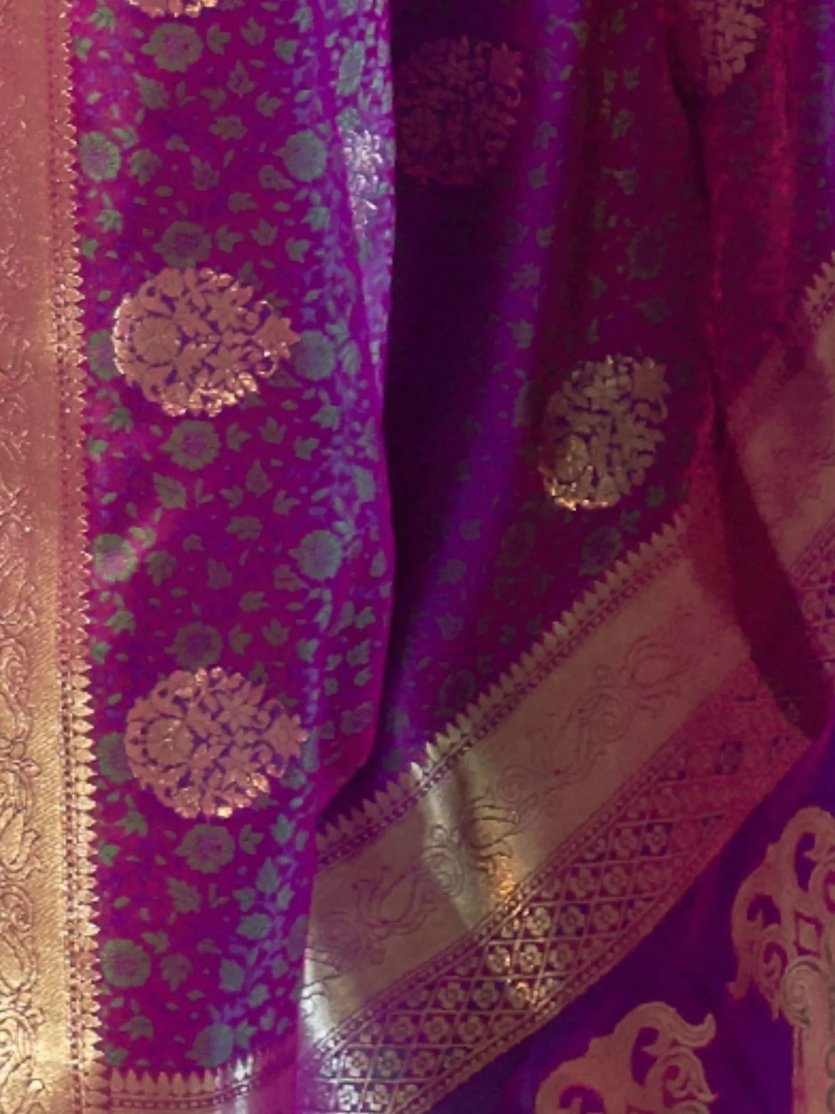 Odette Purple Silk Blend Woven Saree With Unstitched Blouse for Women - Image 3