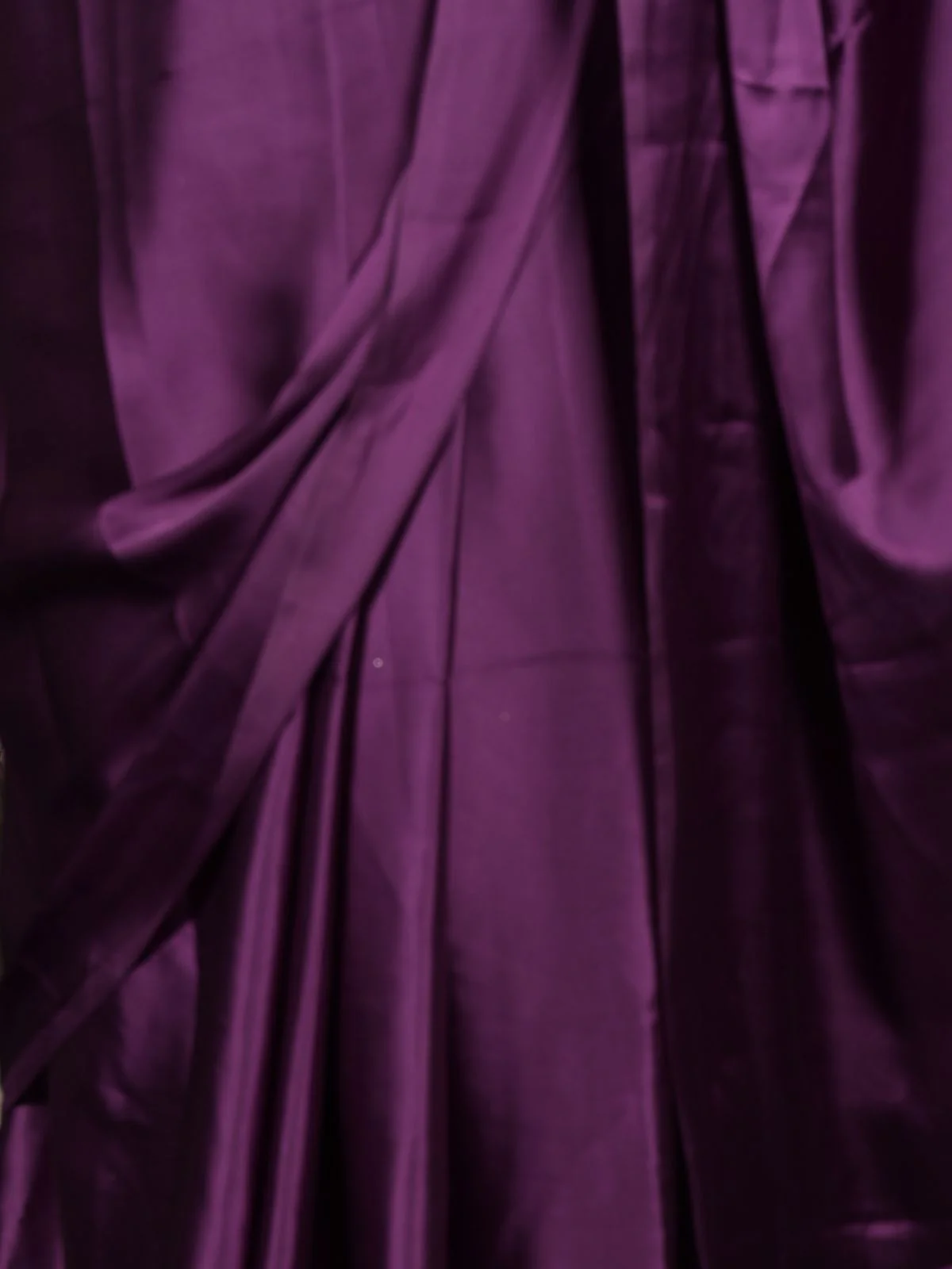 Odette Purple Solid Satin Saree With Unstitched Blouse For Women - Image 5