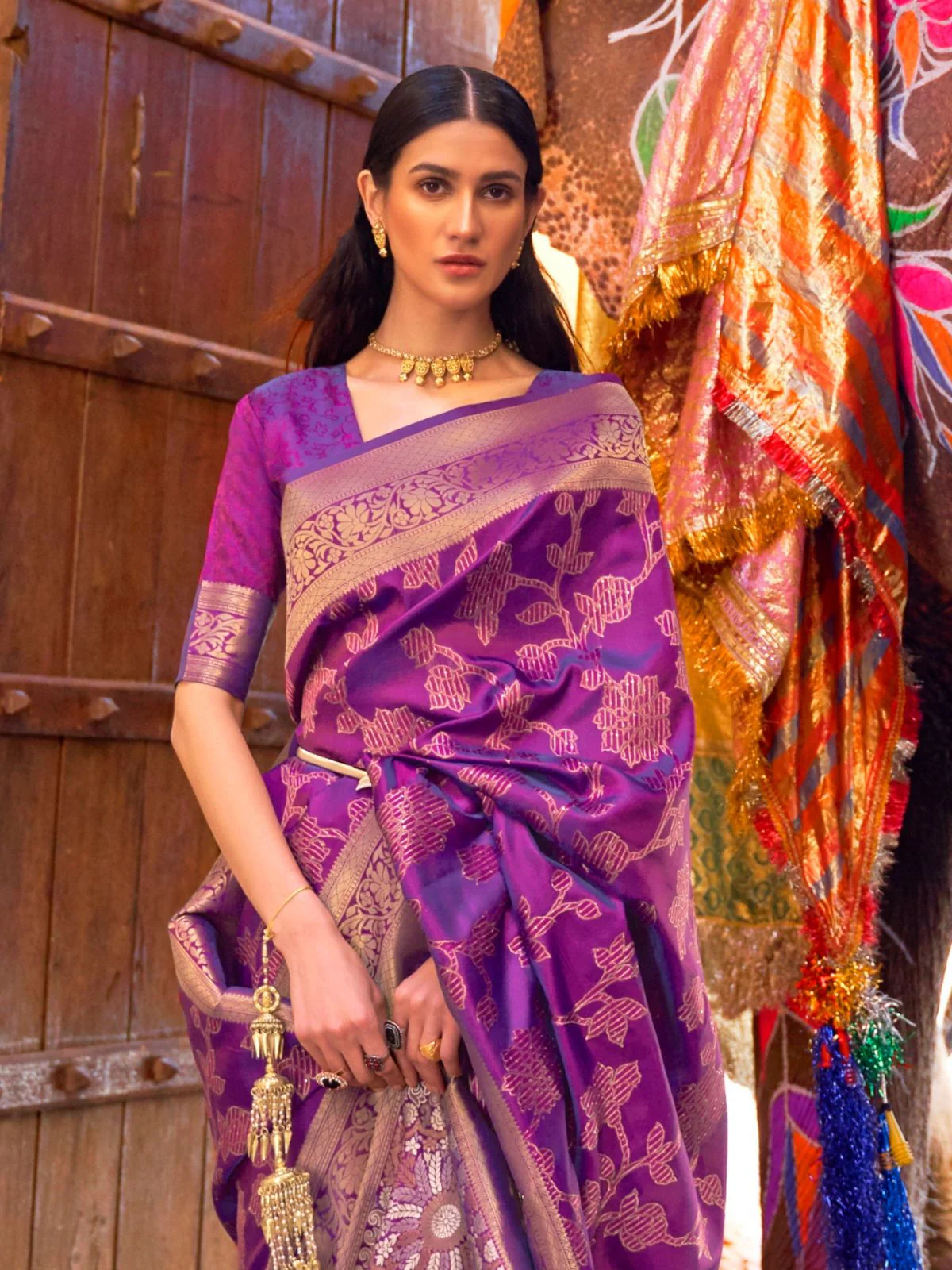 Odette Purple Woven Design Silk Blend Saree With Unstitched Blouse For Women - Image 4
