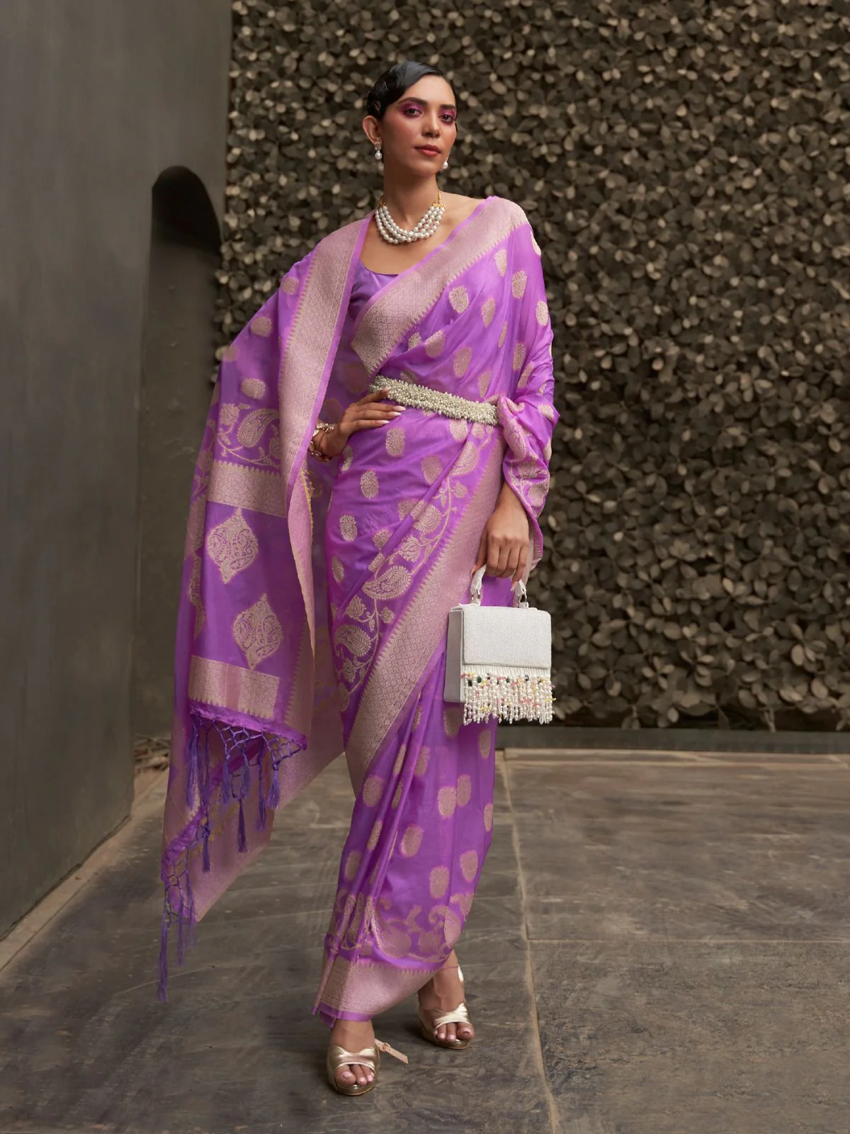 Odette Purple Woven Design Silk Blend Saree With Unstitched Blouse For Women - Image 2