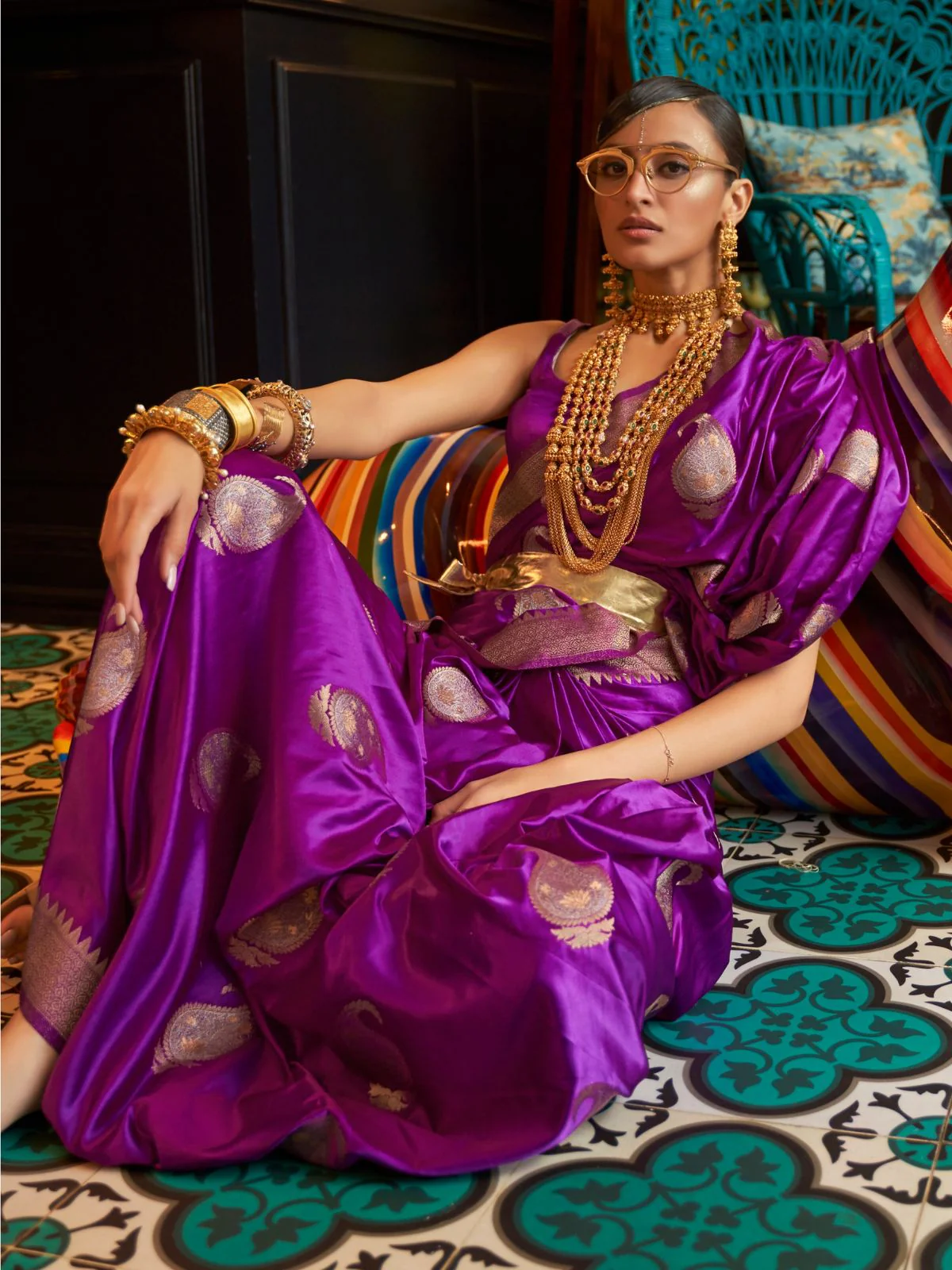 Odette Purple Woven Design Silk Blend Saree With Unstitched Blouse For Women - Image 2