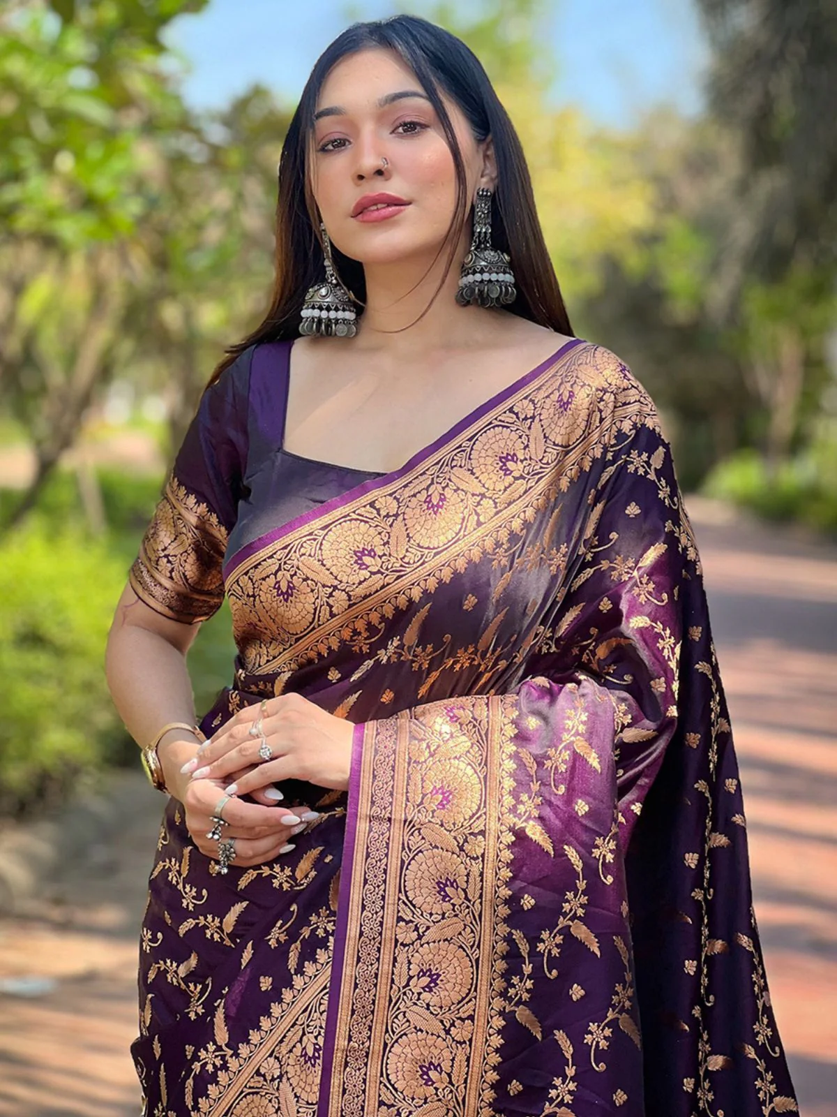 Odette Purple Woven Design Silk Blend Saree With Unstitched Blouse For Women - Image 3