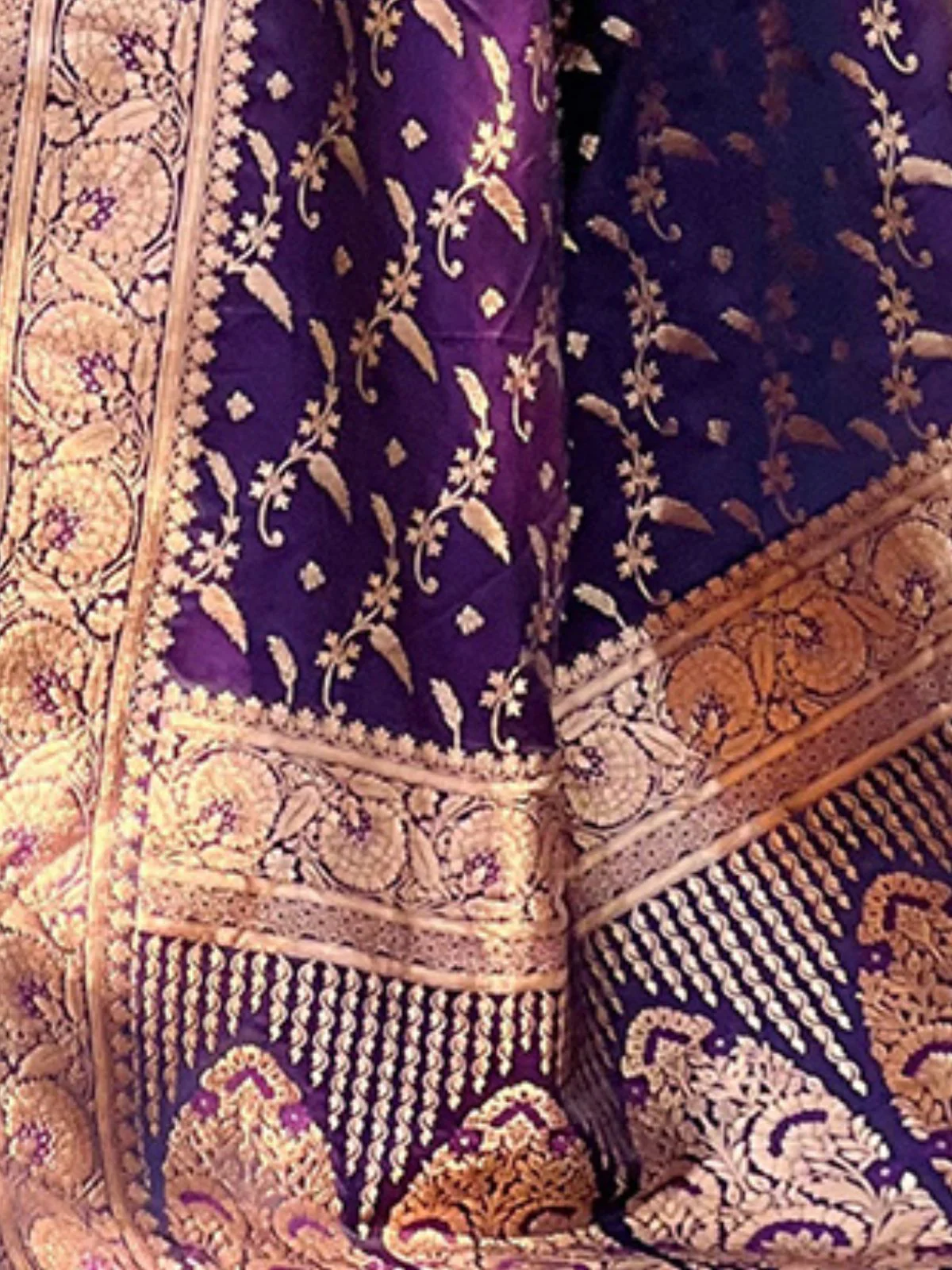 Odette Purple Woven Design Silk Blend Saree With Unstitched Blouse For Women - Image 4