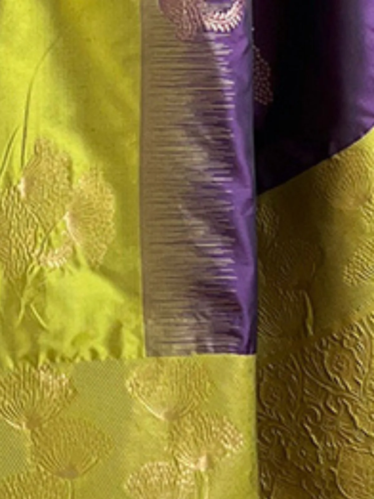 Odette Purple Woven Design Soft Silk Saree With Unstitched Blouse For Women - Image 4