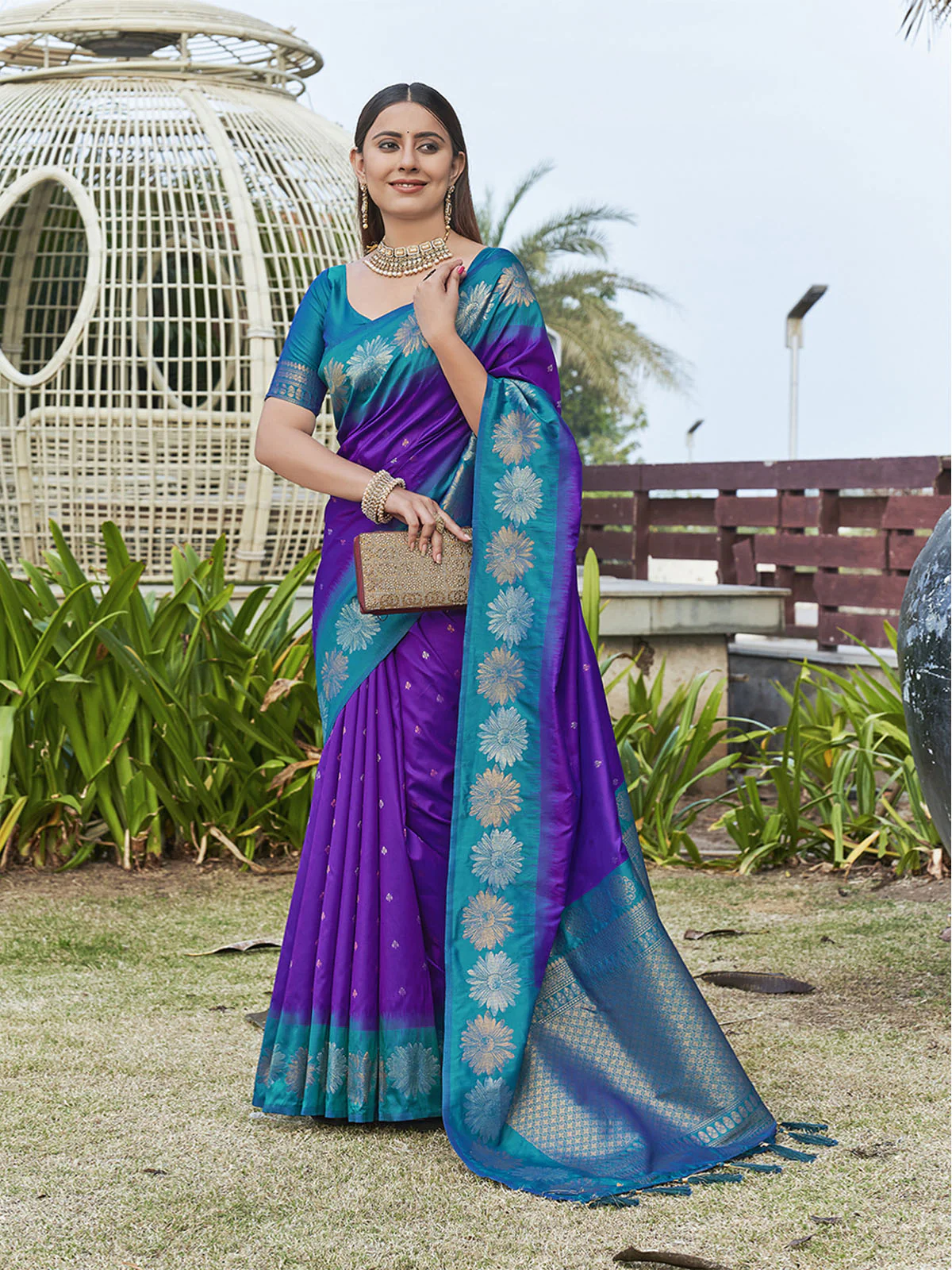 Odette Purple Woven Design Soft Silk Saree With Unstitched Blouse For Women - Image 2