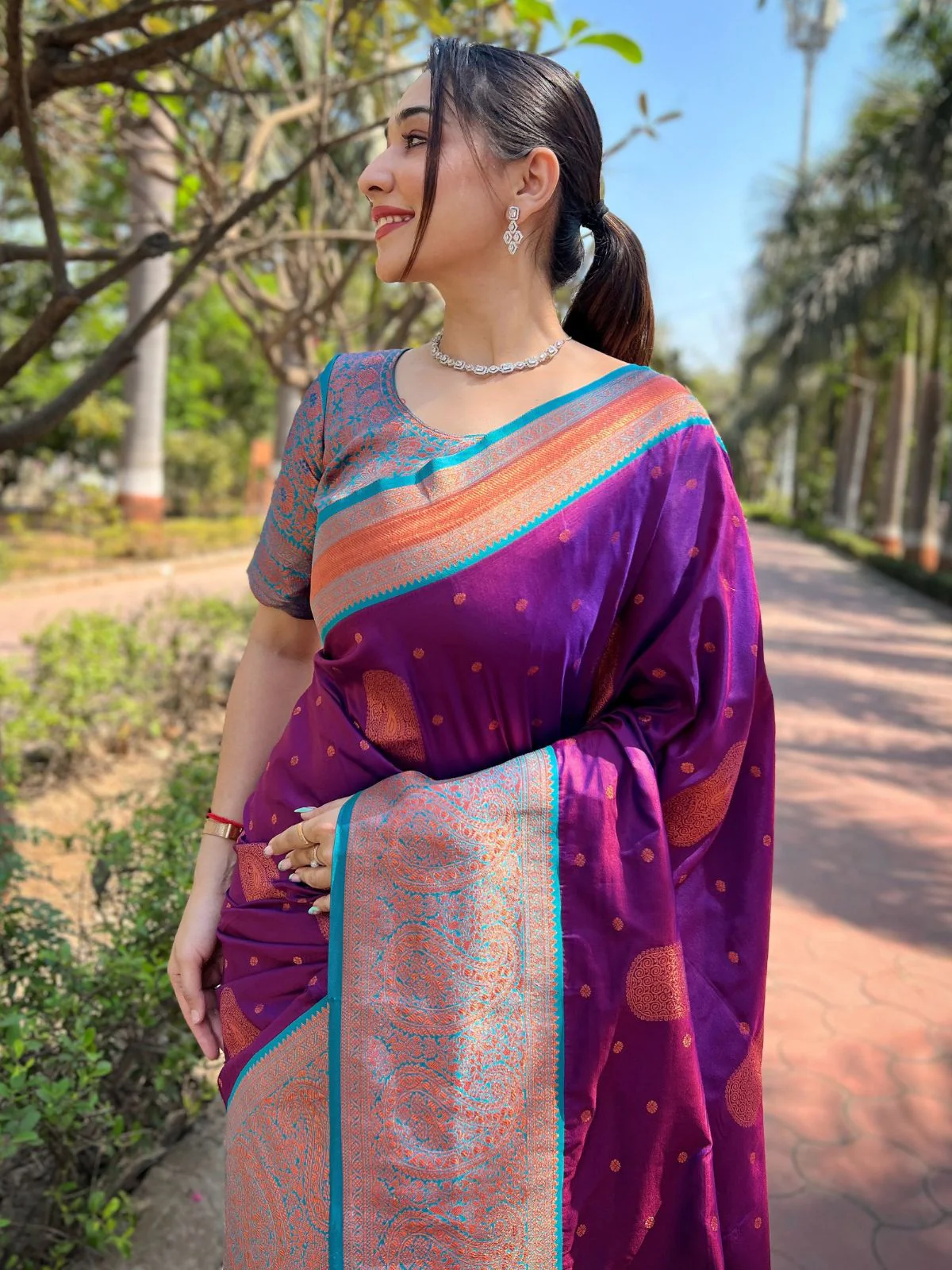 Odette Purple Woven Design Soft Silk Saree With Unstitched Blouse For Women - Image 3