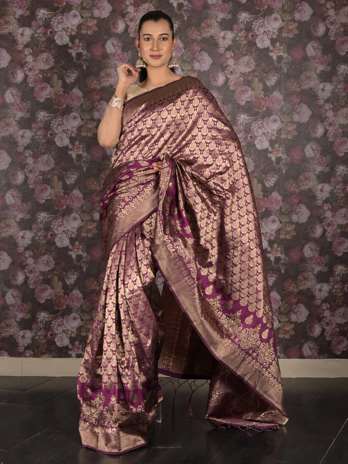 Odette Purple Woven Silk Blend Saree With Unstitched Blouse For Women - Image 2