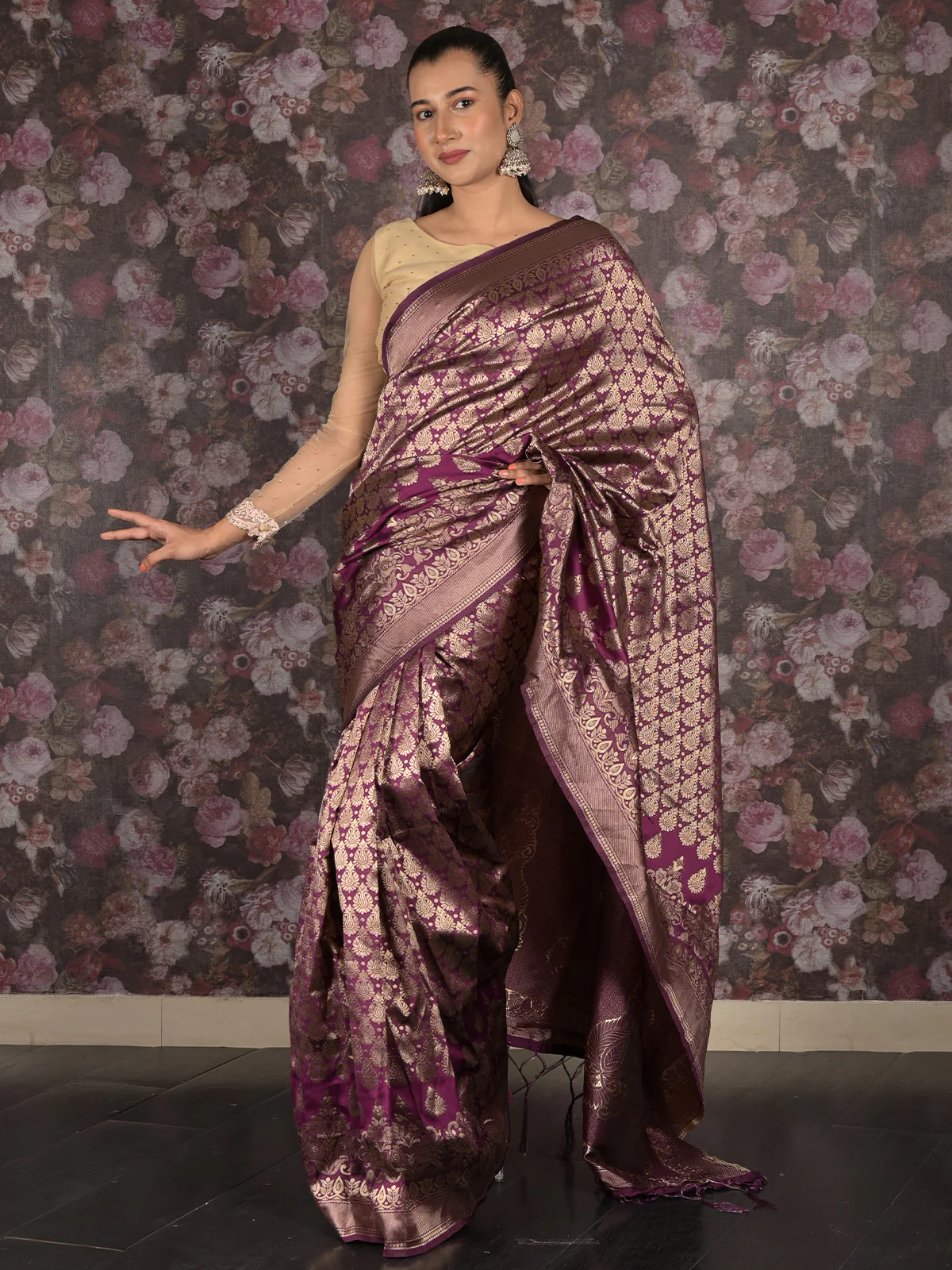 Odette Purple Woven Silk Blend Saree With Unstitched Blouse For Women - Image 3