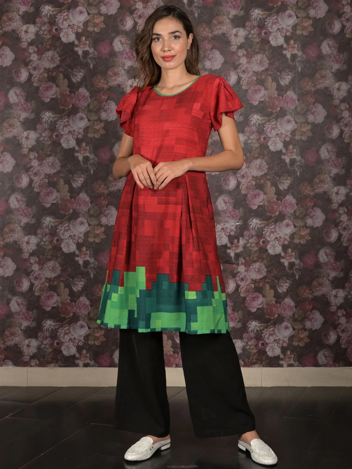 Odette Red A-Line Printed Rayon Kurti For Women