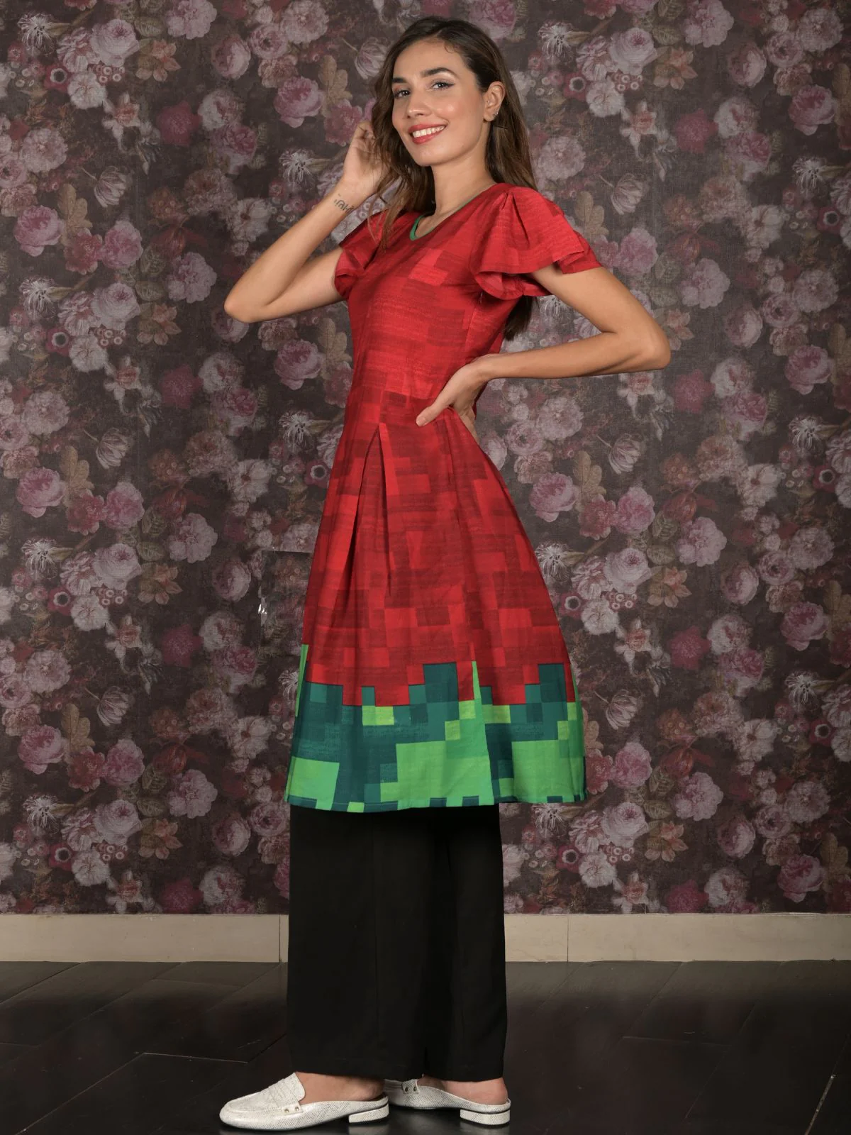 Odette Red A-Line Printed Rayon Kurti For Women - Image 2