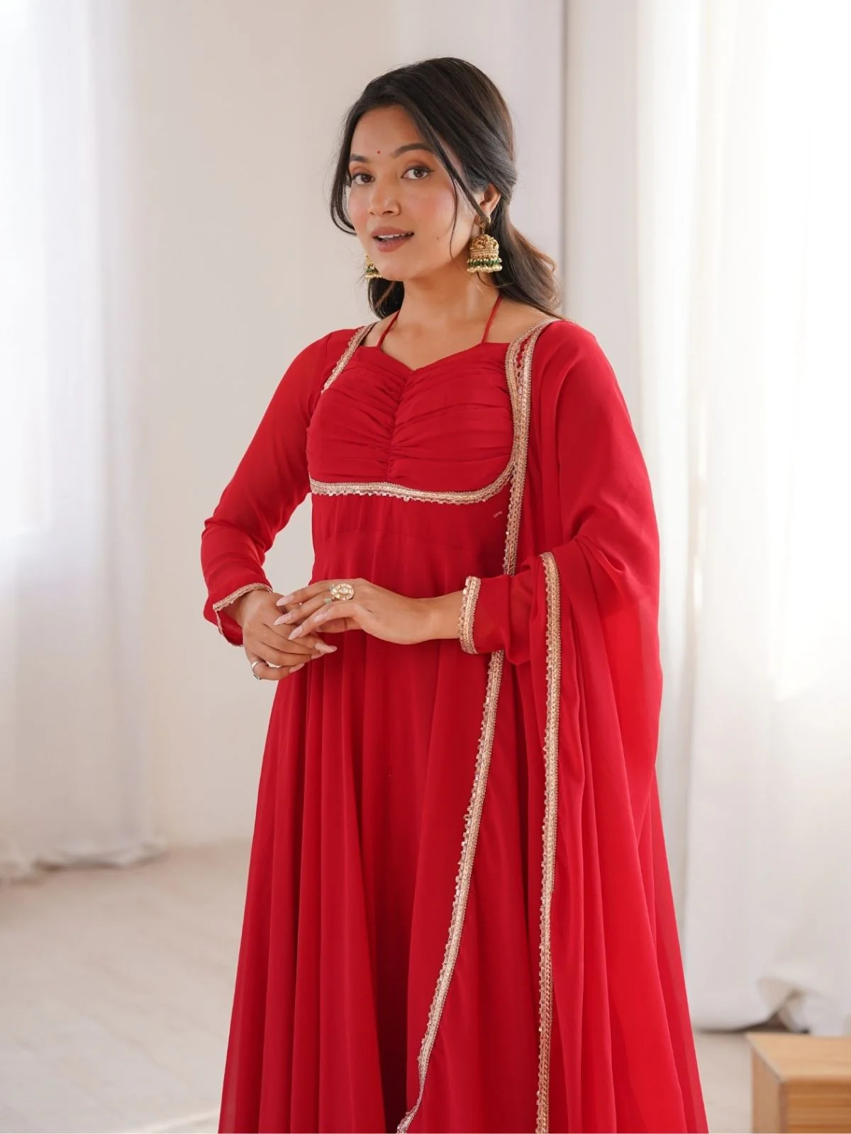 Odette Red Georgette Embellished Kurta Set For Women - Image 4