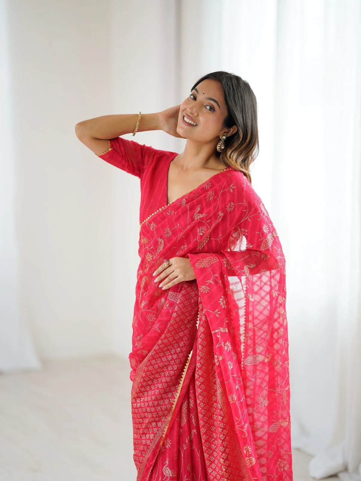 Odette Red Georgette Peacock Motifs Saree For Women - Image 4
