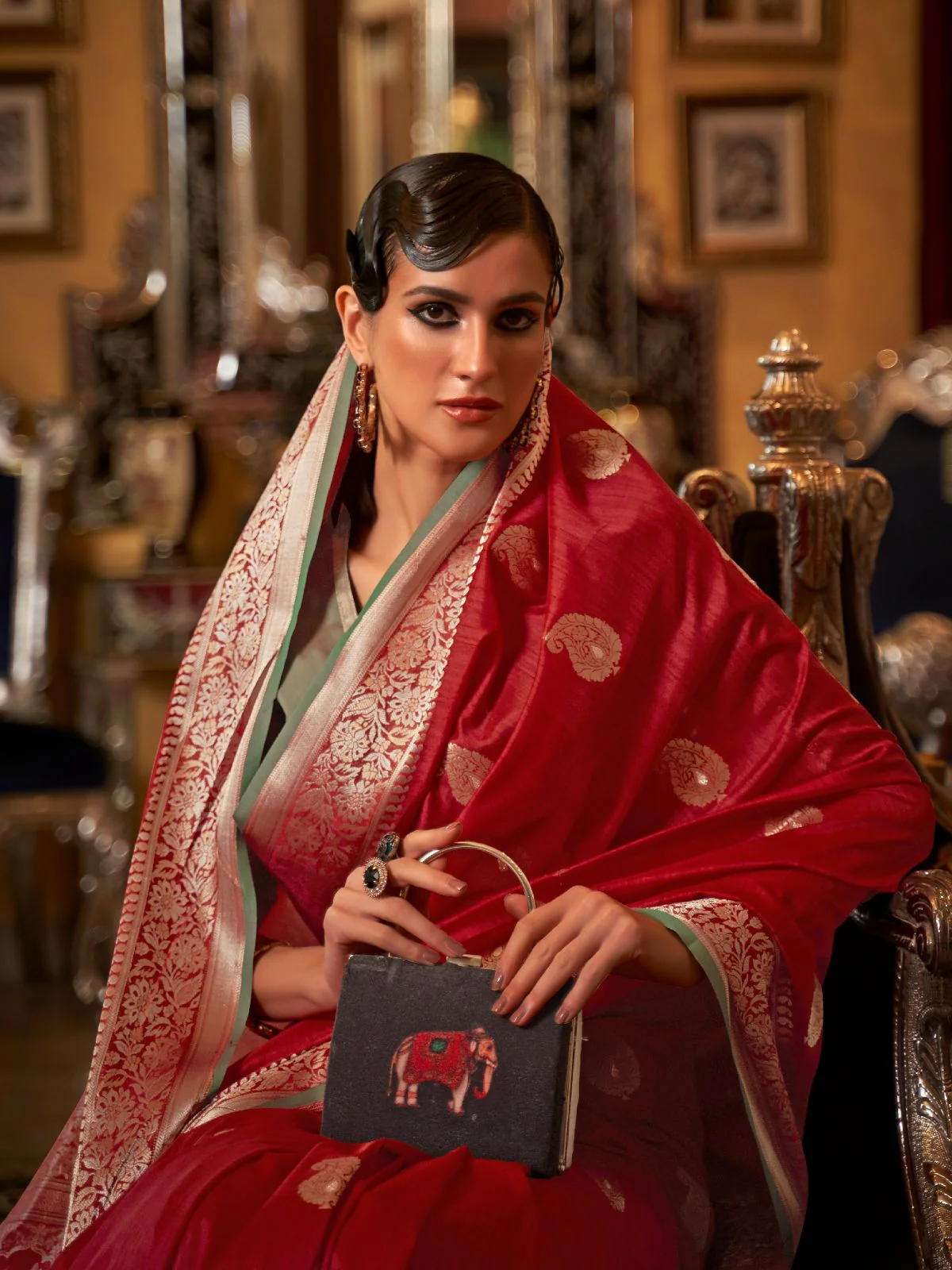 Odette Red Woven Silk Blend Saree With Unstitched Blouse For Women - Image 3