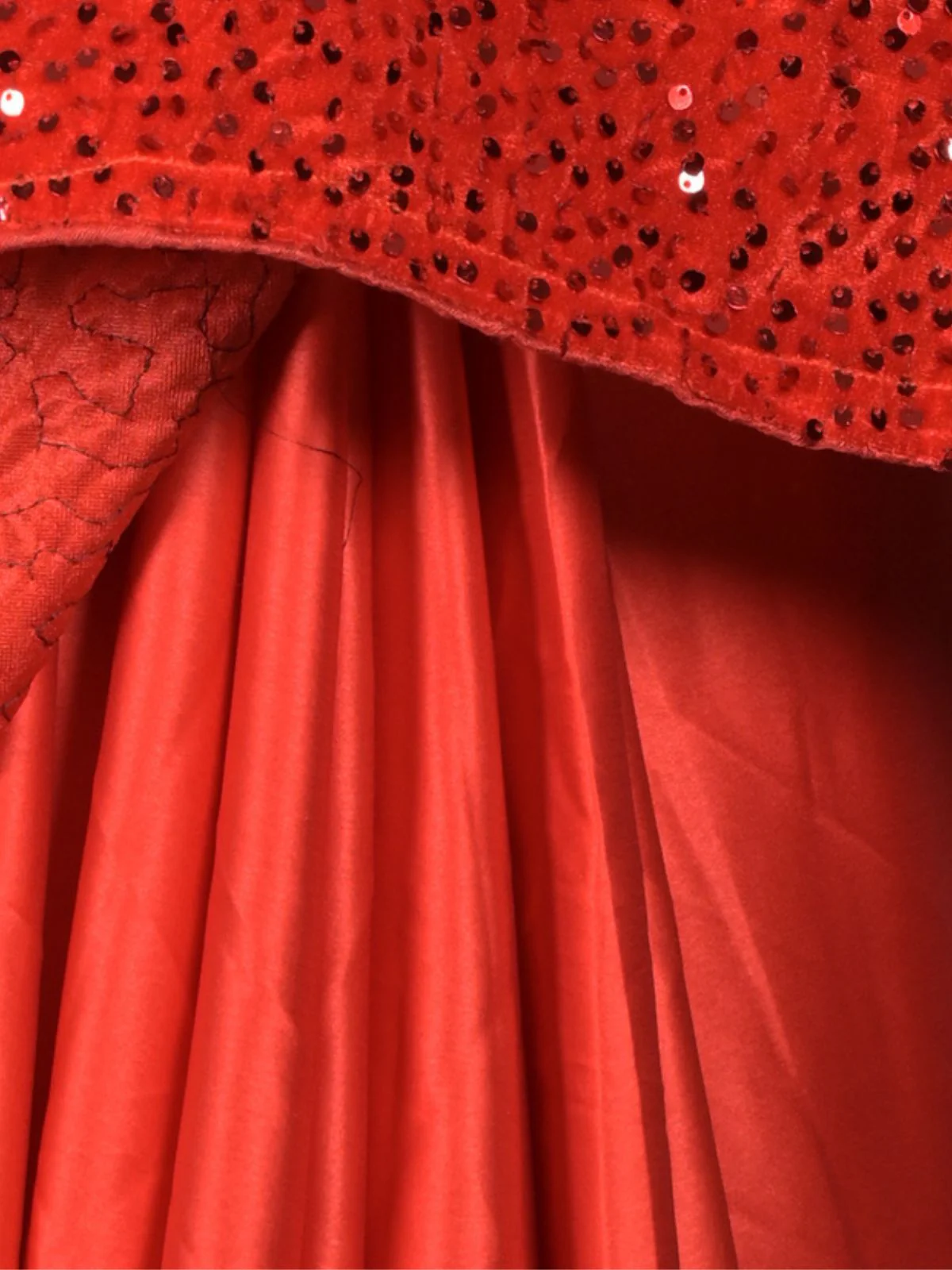 Odette Red Satin Saree With Unstitched Blouse For Women - Image 6