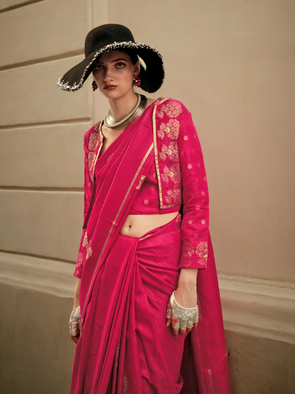 Odette Red Satin Woven Saree With Unstitched Blouse For Women - Image 2
