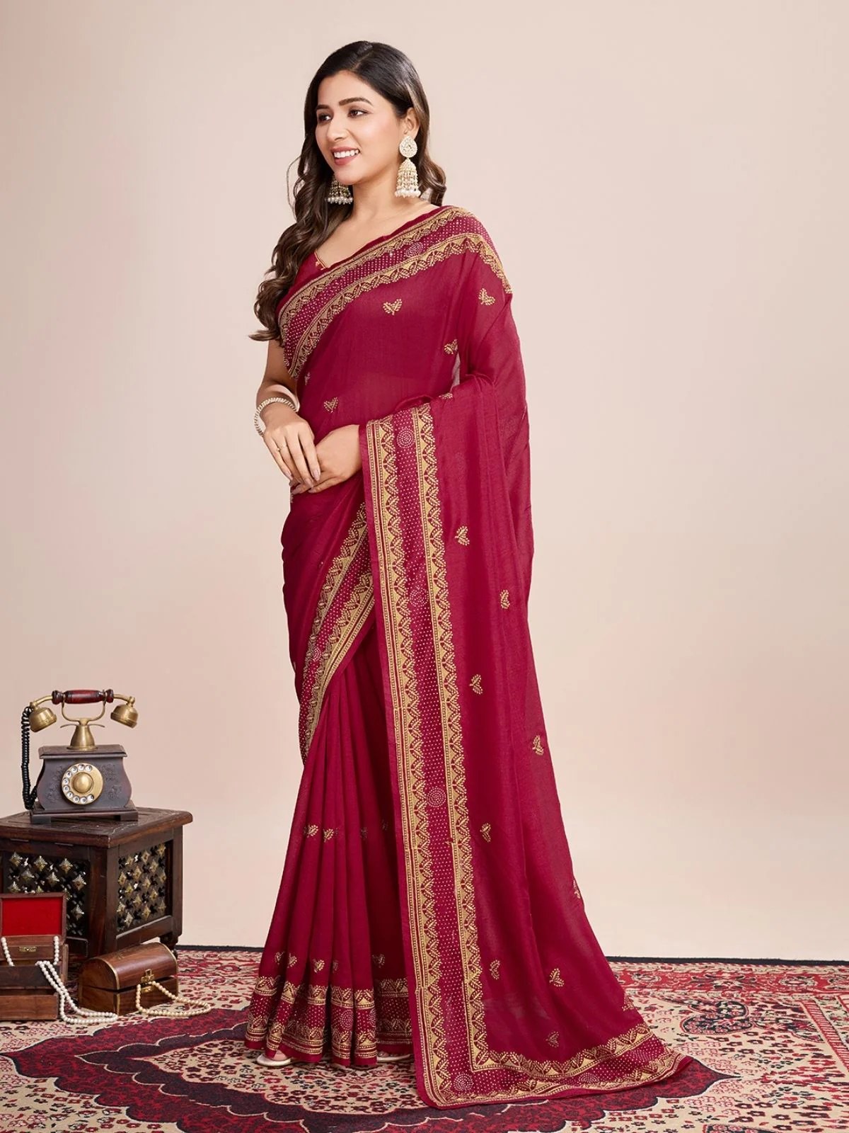 Odette Red Silk Blend Embroidered Saree With Unstitched Blouse For Women - Image 2