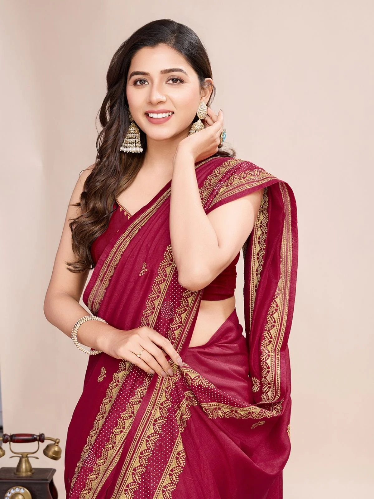 Odette Red Silk Blend Embroidered Saree With Unstitched Blouse For Women - Image 4