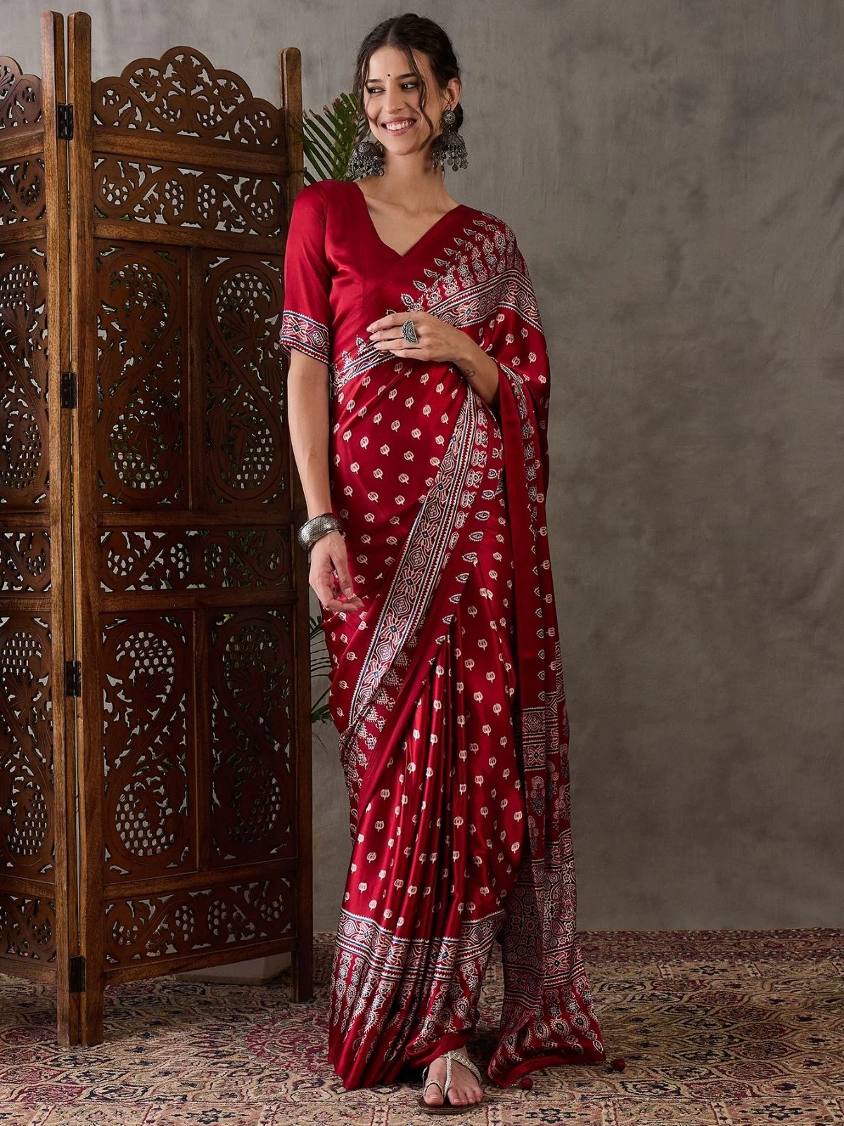 Odette Red Silk Blend Printed Elegant Saree For Women