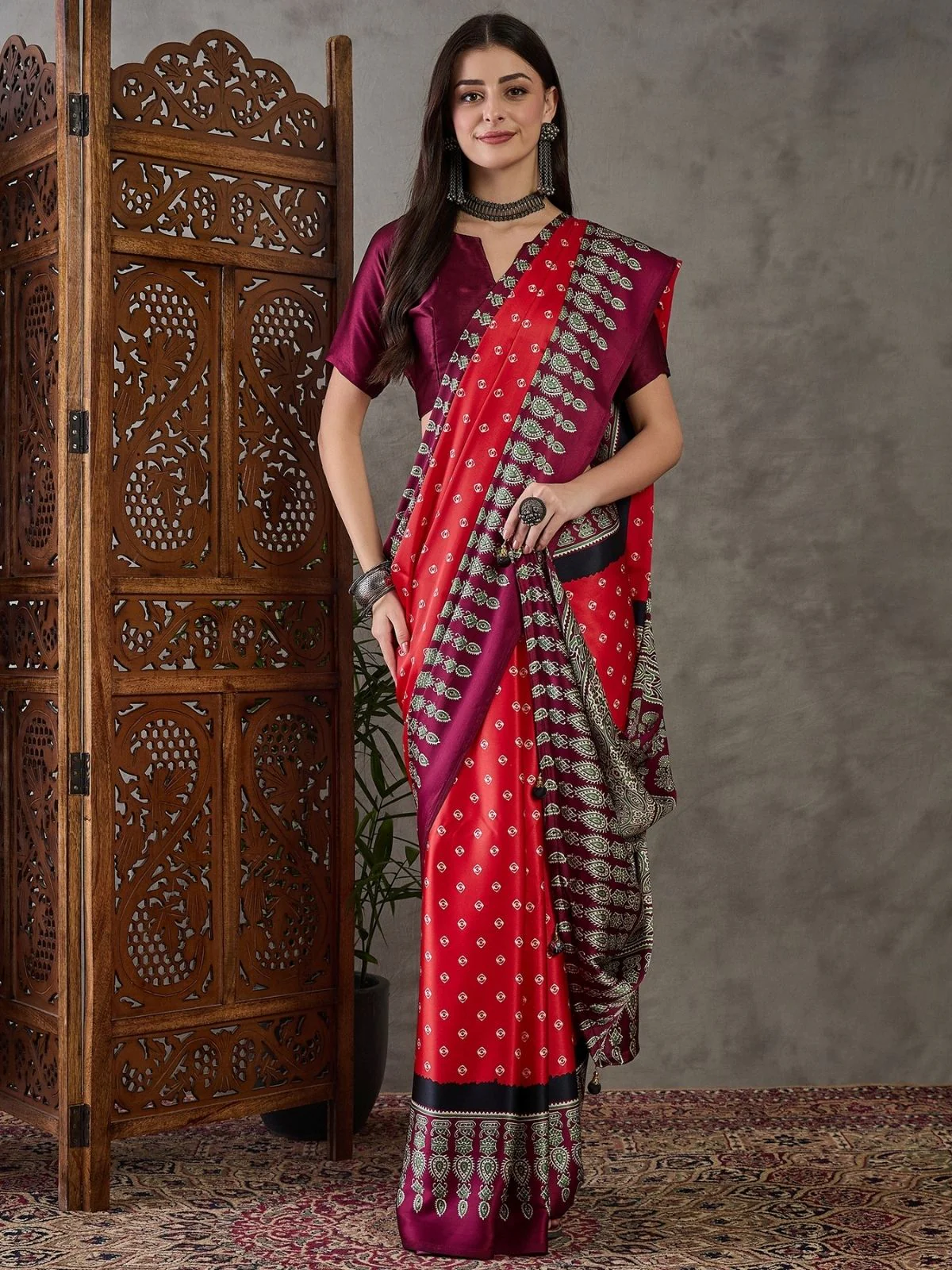Odette Red Silk Blend Printed Elegant Saree For Women