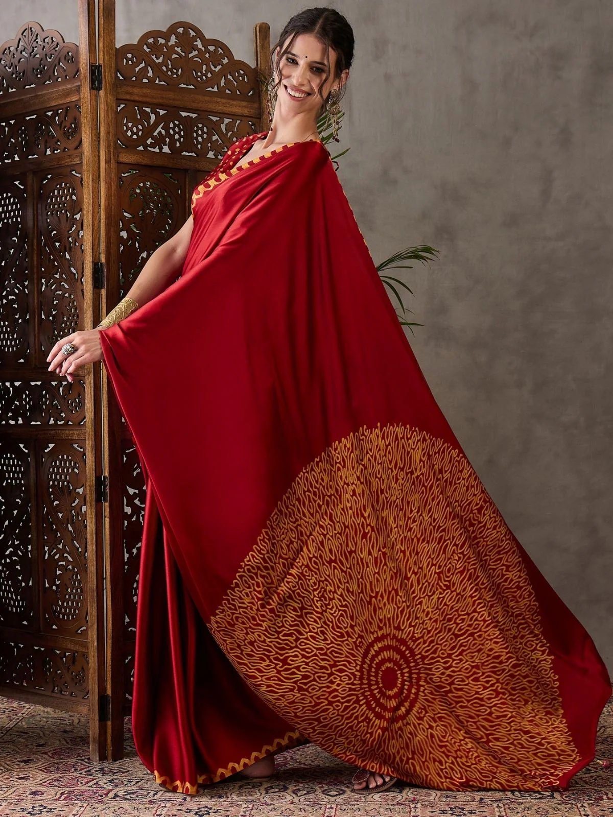 Odette Red Silk Blend Printed Elegant Saree For Women - Image 3
