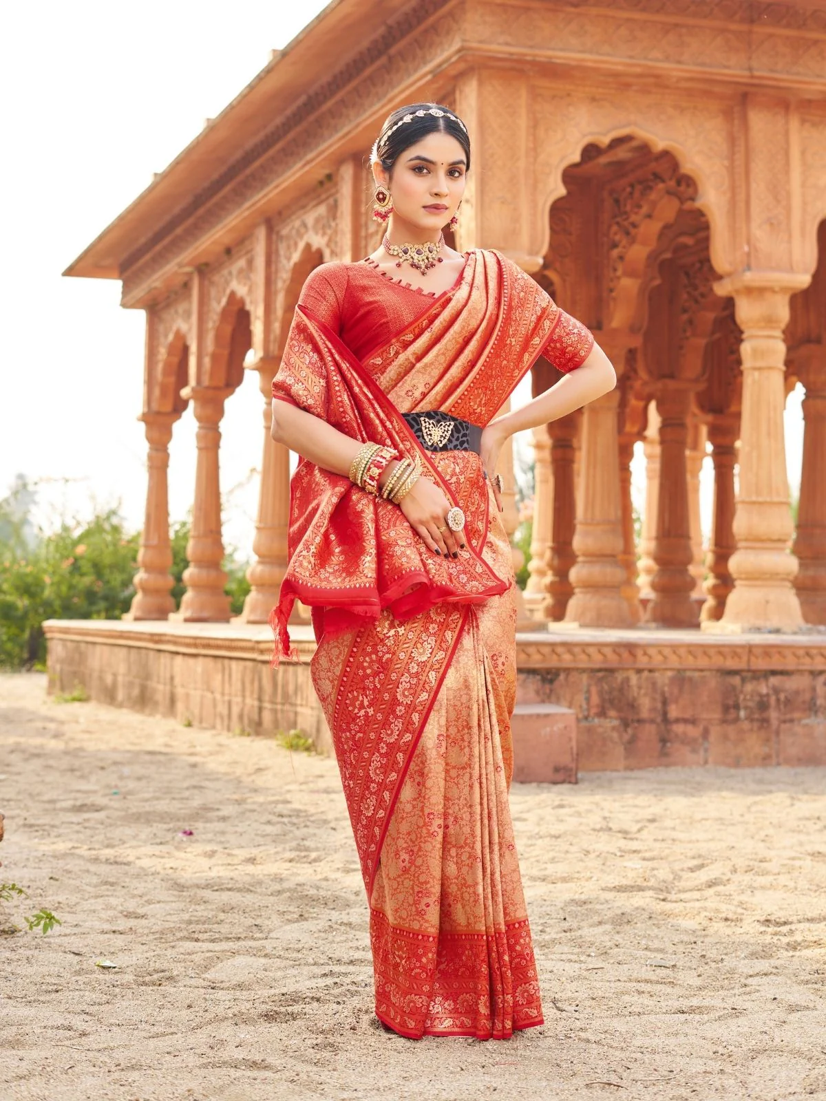 Odette Red Silk Blend Woven Banarasi Saree For Women - Image 2