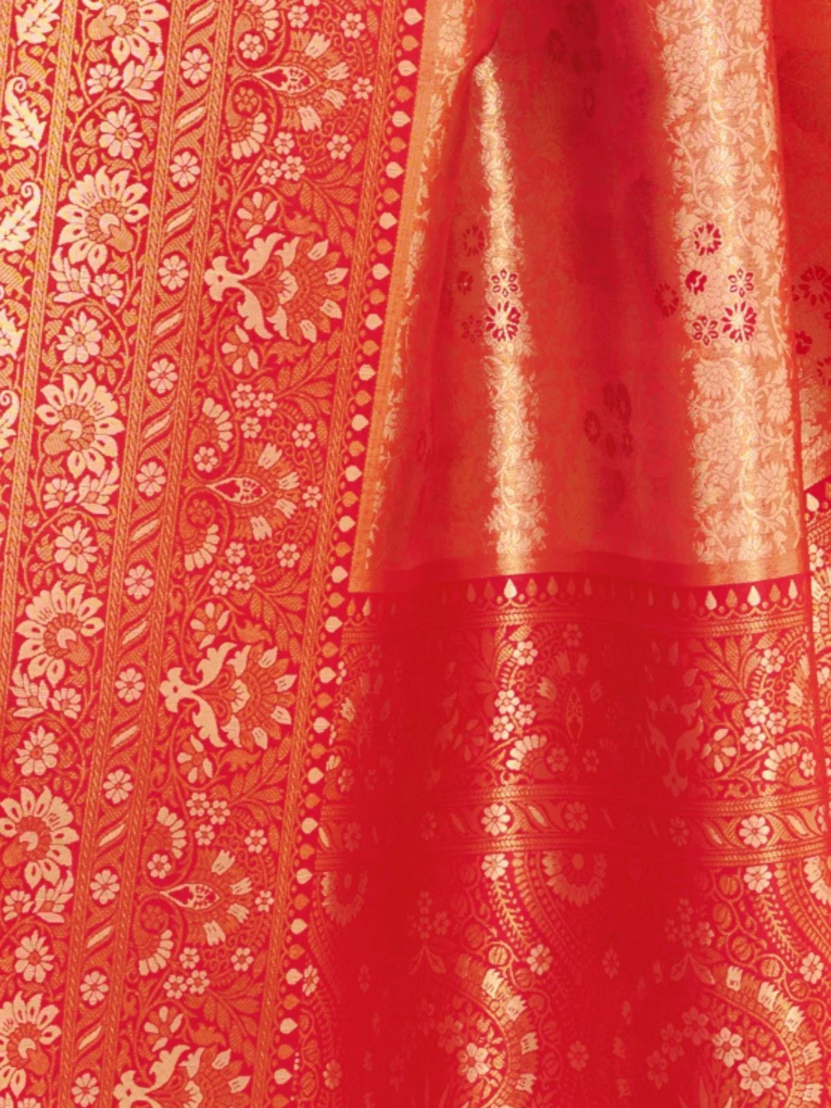 Odette Red Silk Blend Woven Banarasi Saree For Women - Image 6