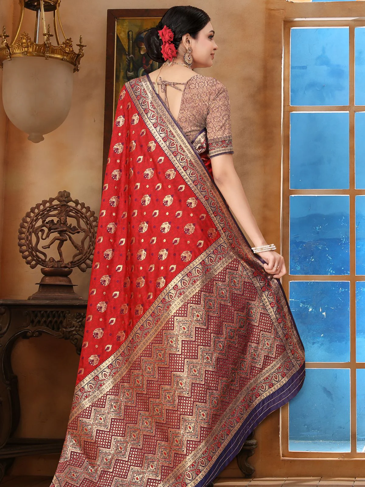 Odette Red Woven Banarasi Silk Saree With unstitched Blouse For Women - Image 5