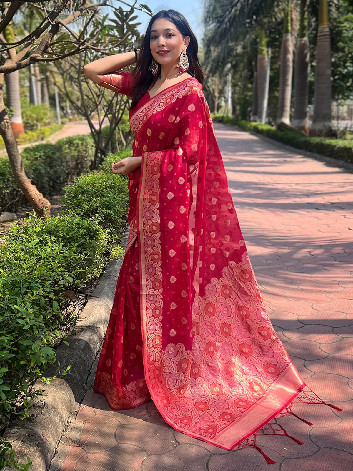 Odette Red Woven Design Organza Saree With Unstitched Blouse For Women - Image 2