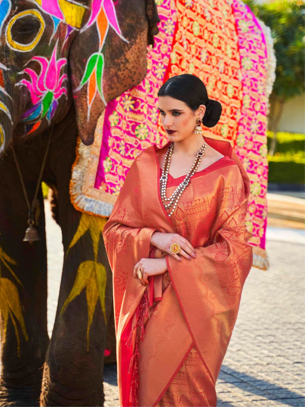 Odette Red Woven Design Silk Blend Saree With Unstitched Blouse For Women - Image 2