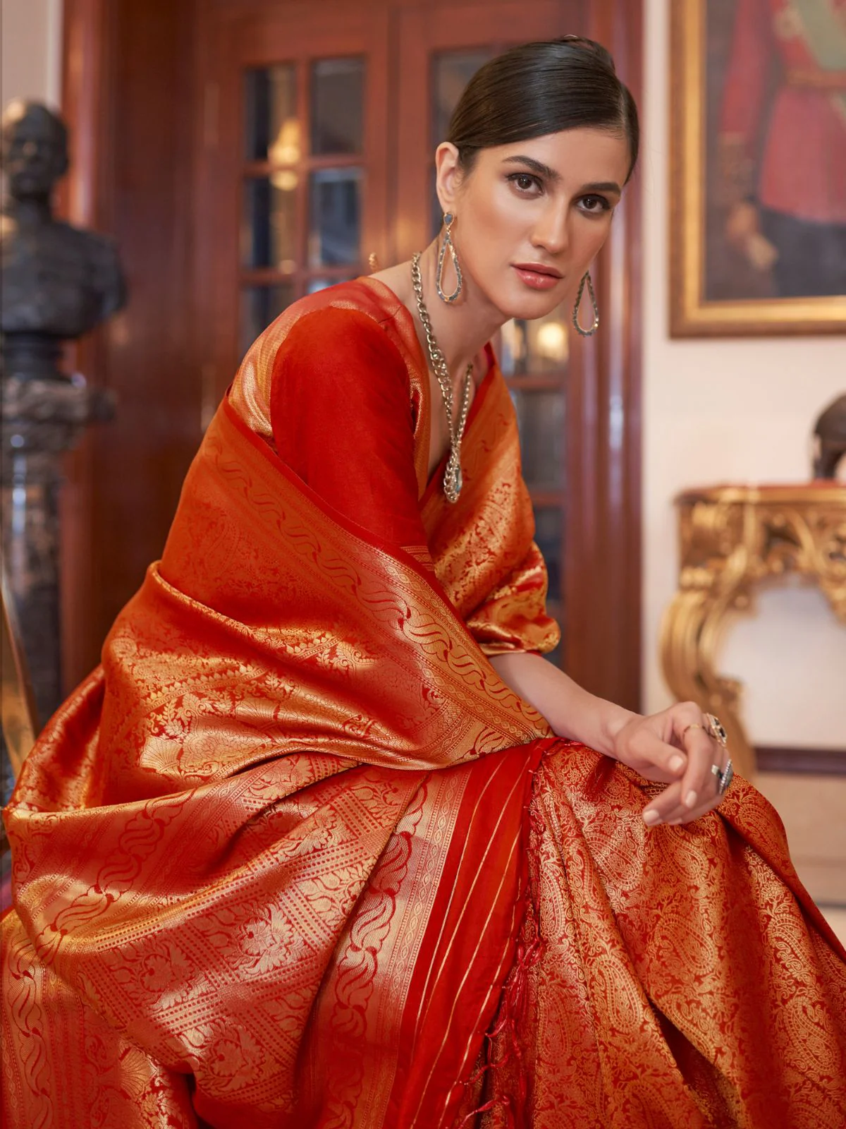 Odette Red Woven Design Silk Blend Saree With Unstitched Blouse For Women - Image 2