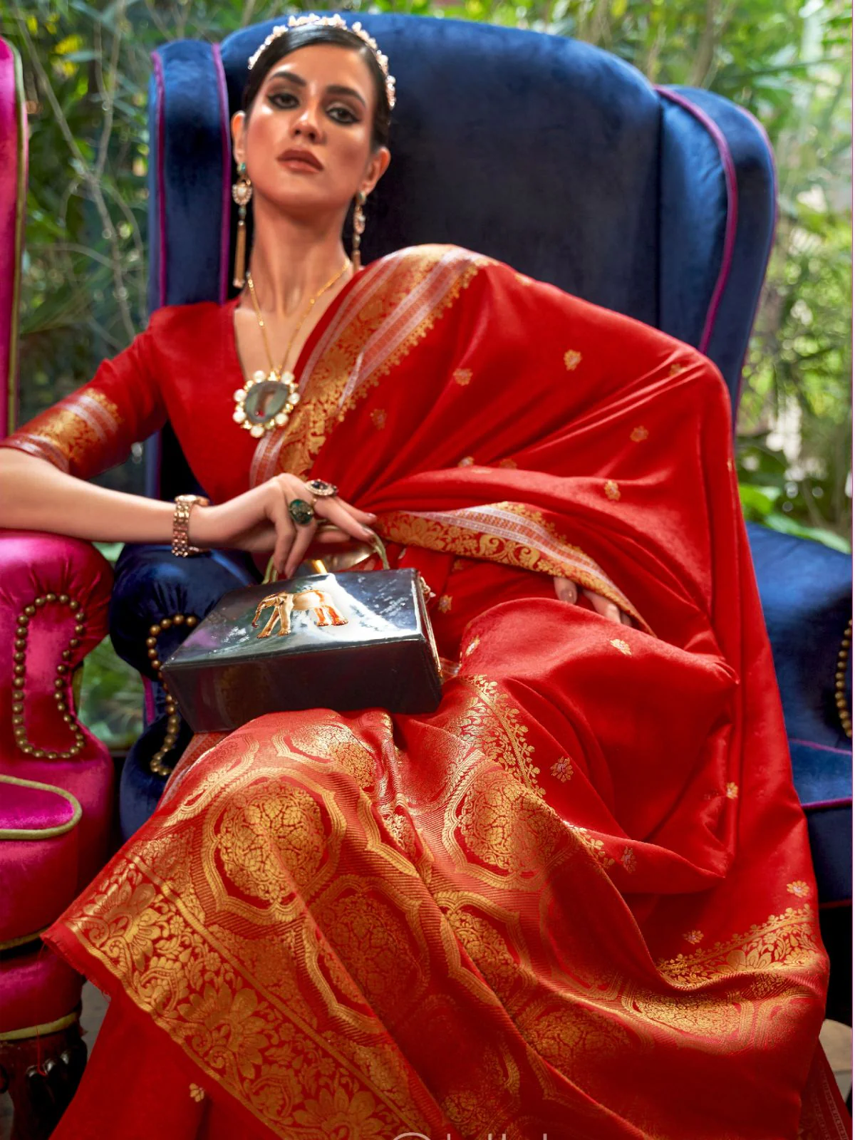 Odette Red Woven Design Silk Blend Saree With Unstitched Blouse For Women - Image 2