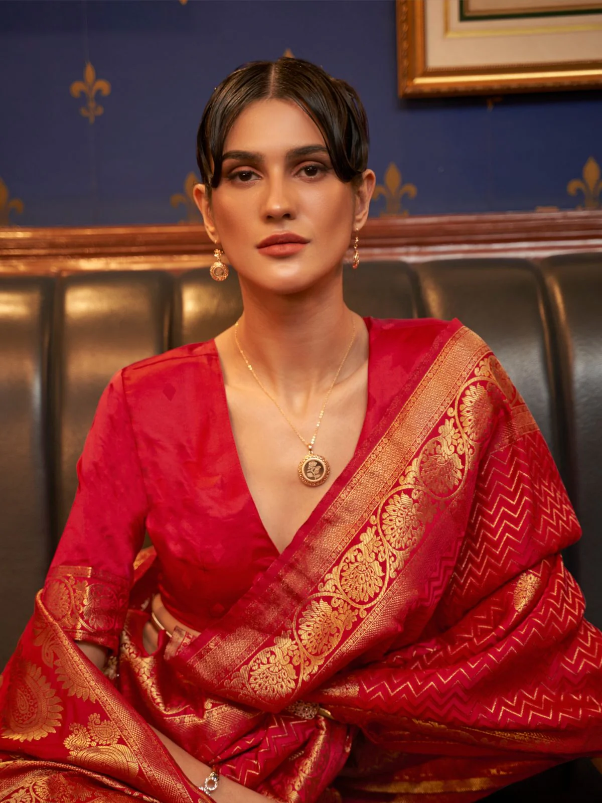 Odette Red Woven Design Silk Blend Saree With Unstitched Blouse For Women - Image 2
