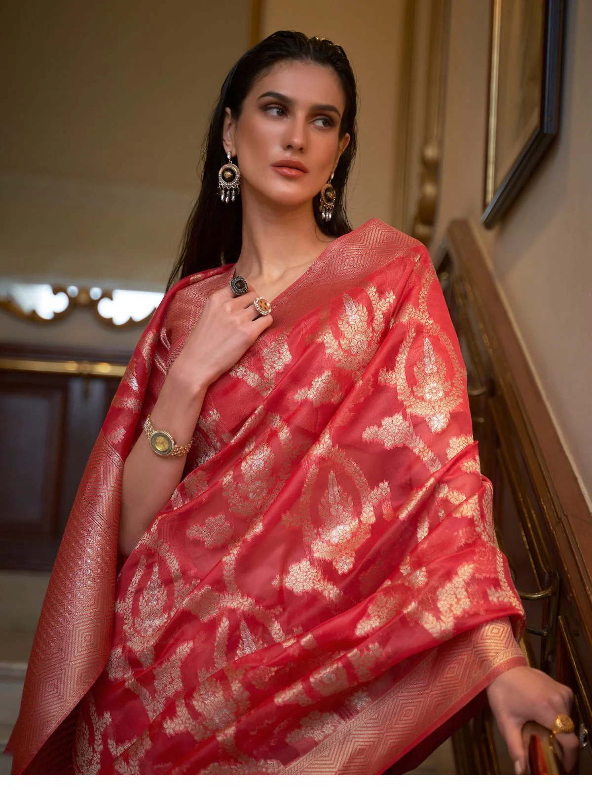 Odette Red Woven Design Silk Blend Saree With Unstitched Blouse For Women - Image 3